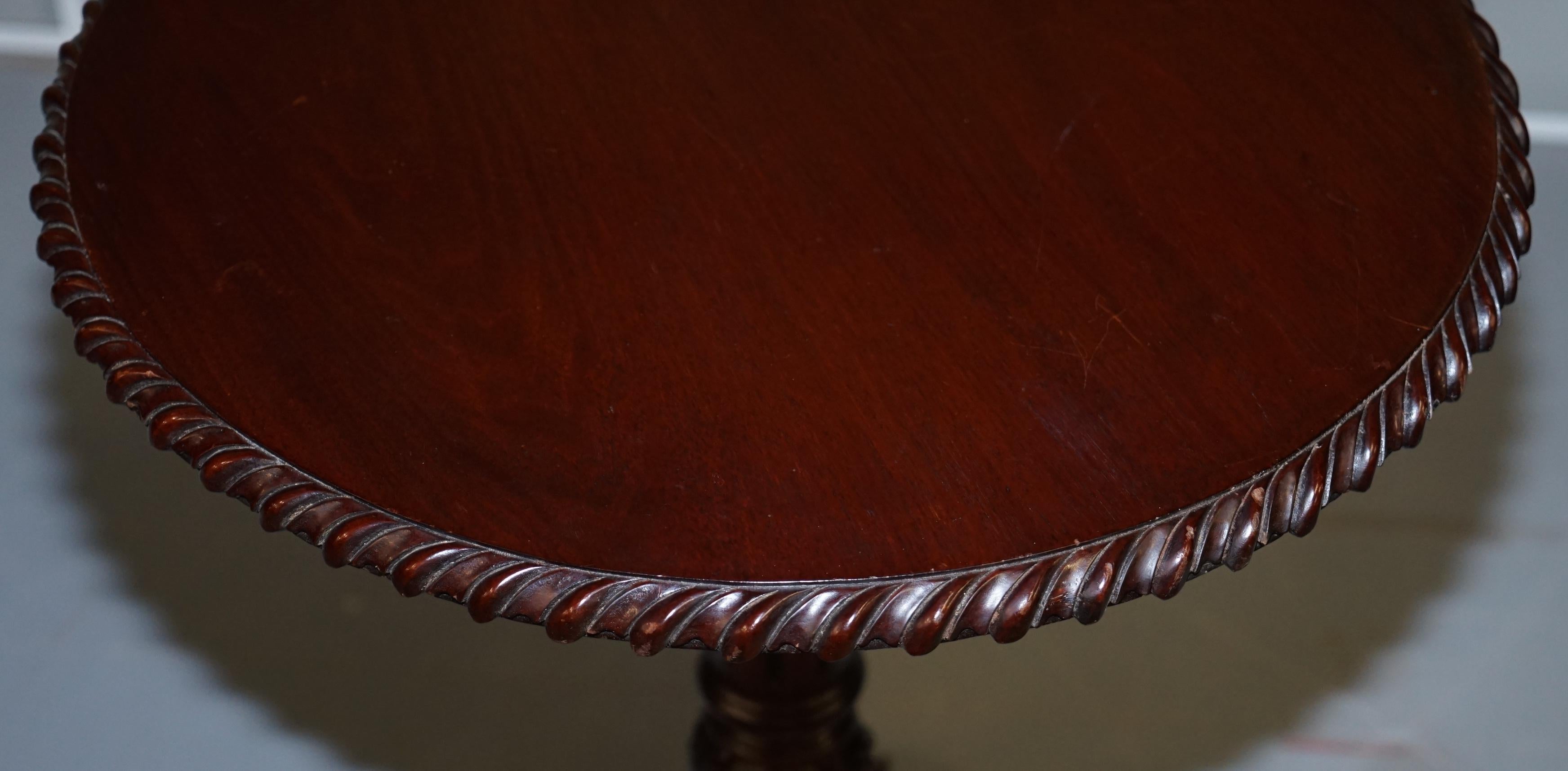 Chippendale Klaue & Kugelfüße 18. Jahrhundert Stil Dreibein Tilt Top Tisch Birdcage (Englisch) im Angebot
