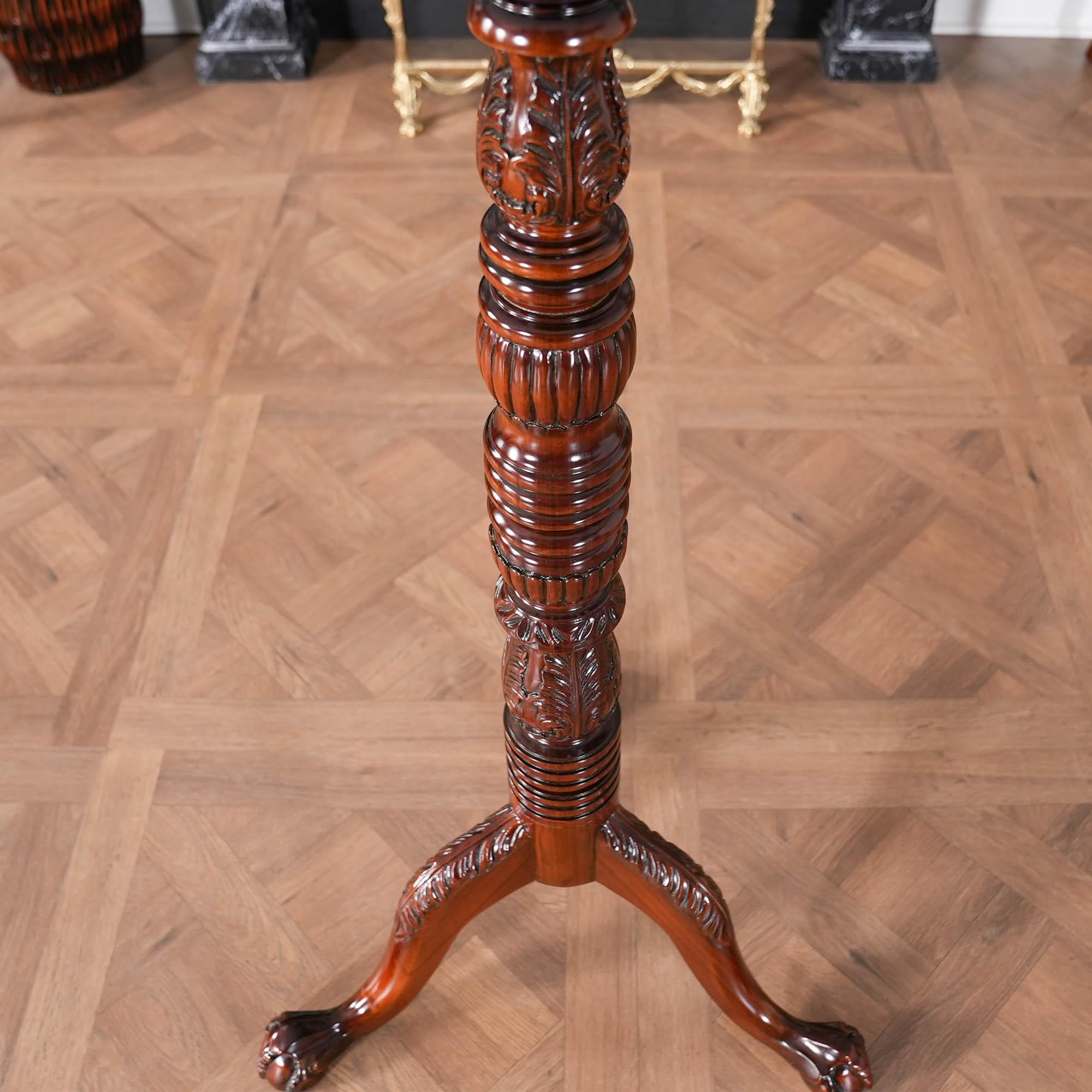 Tree de manteau Chippendale Neuf - En vente à Annville, PA