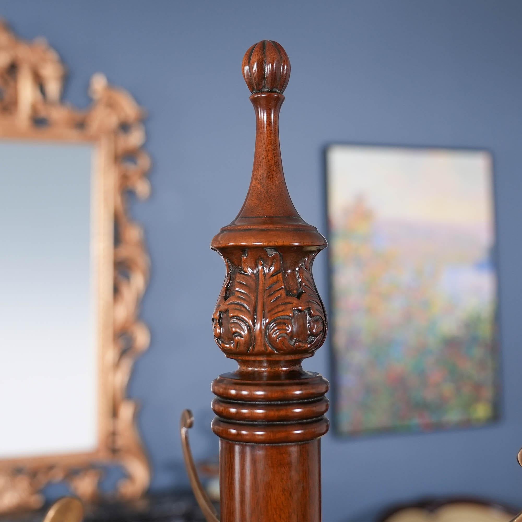 Tree de manteau Chippendale en vente 3