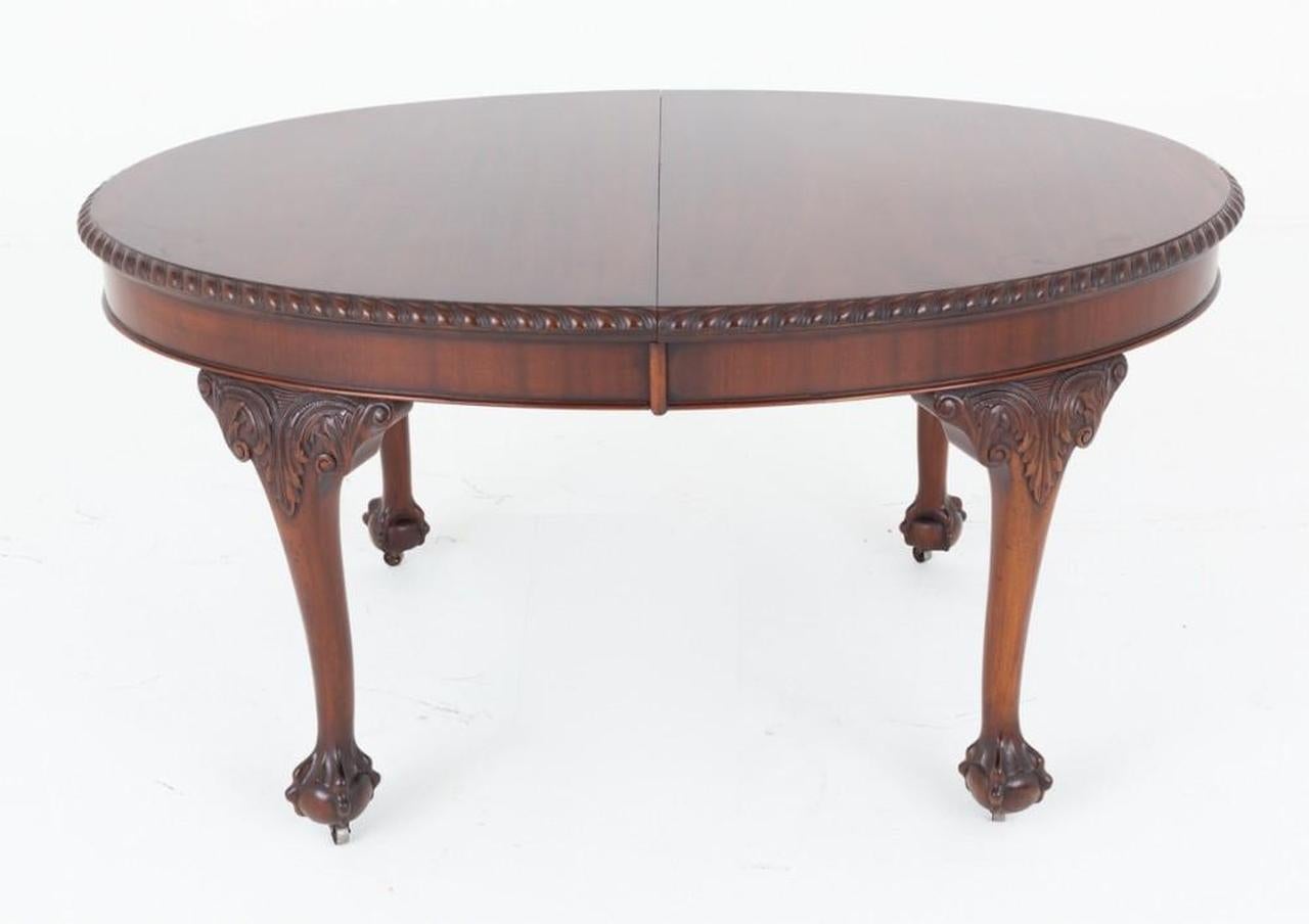 Chippendale Dining Table Extending Mahogany 1890 Revival In Good Condition For Sale In Potters Bar, GB