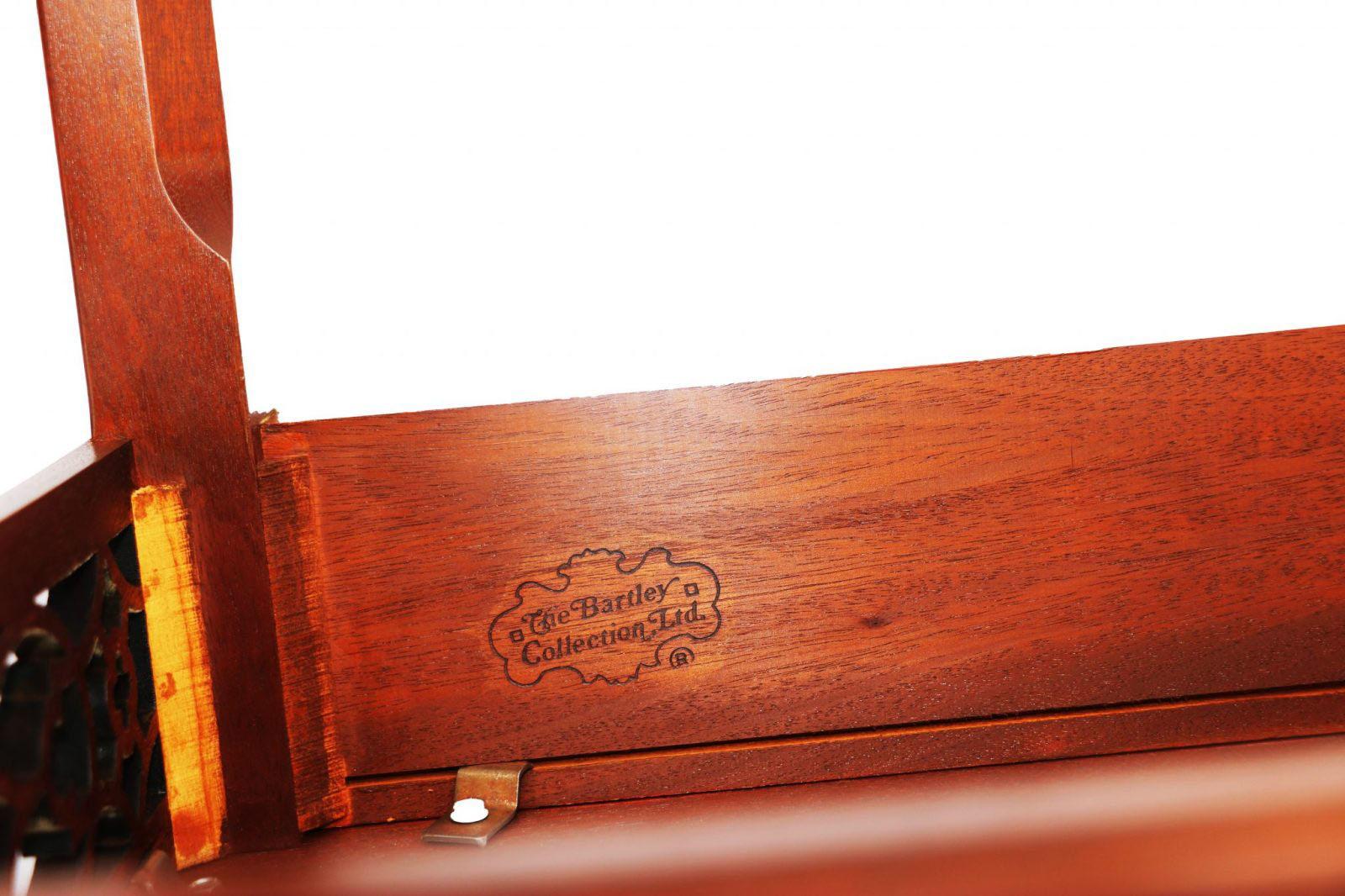 Console sofa Table Chippendale Fretwork  by Bartley For Sale 2