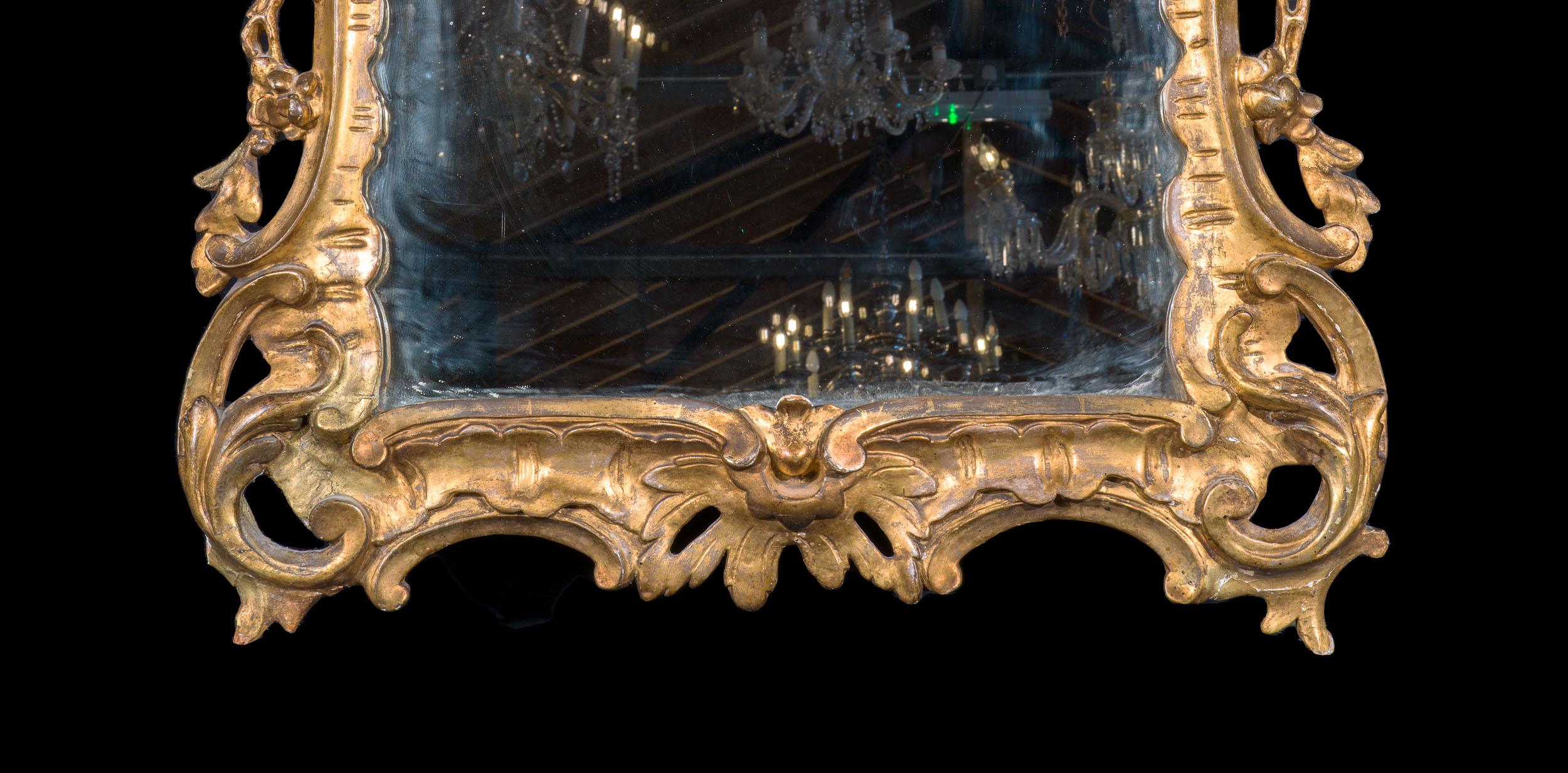 Chippendale George III Gilt Wall Mirror In Good Condition For Sale In London, GB