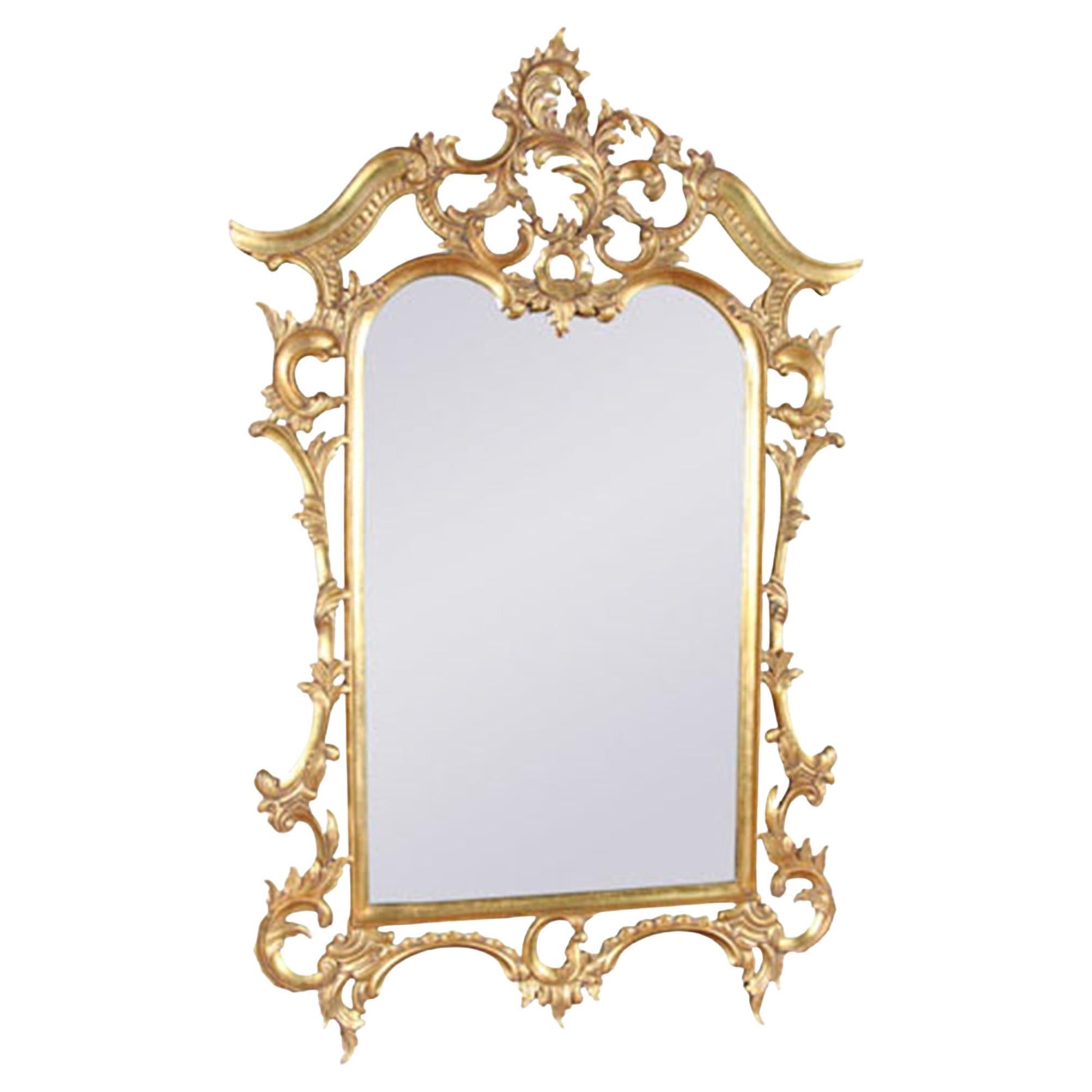 Miroir Chippendale à feuilles d'or  en vente