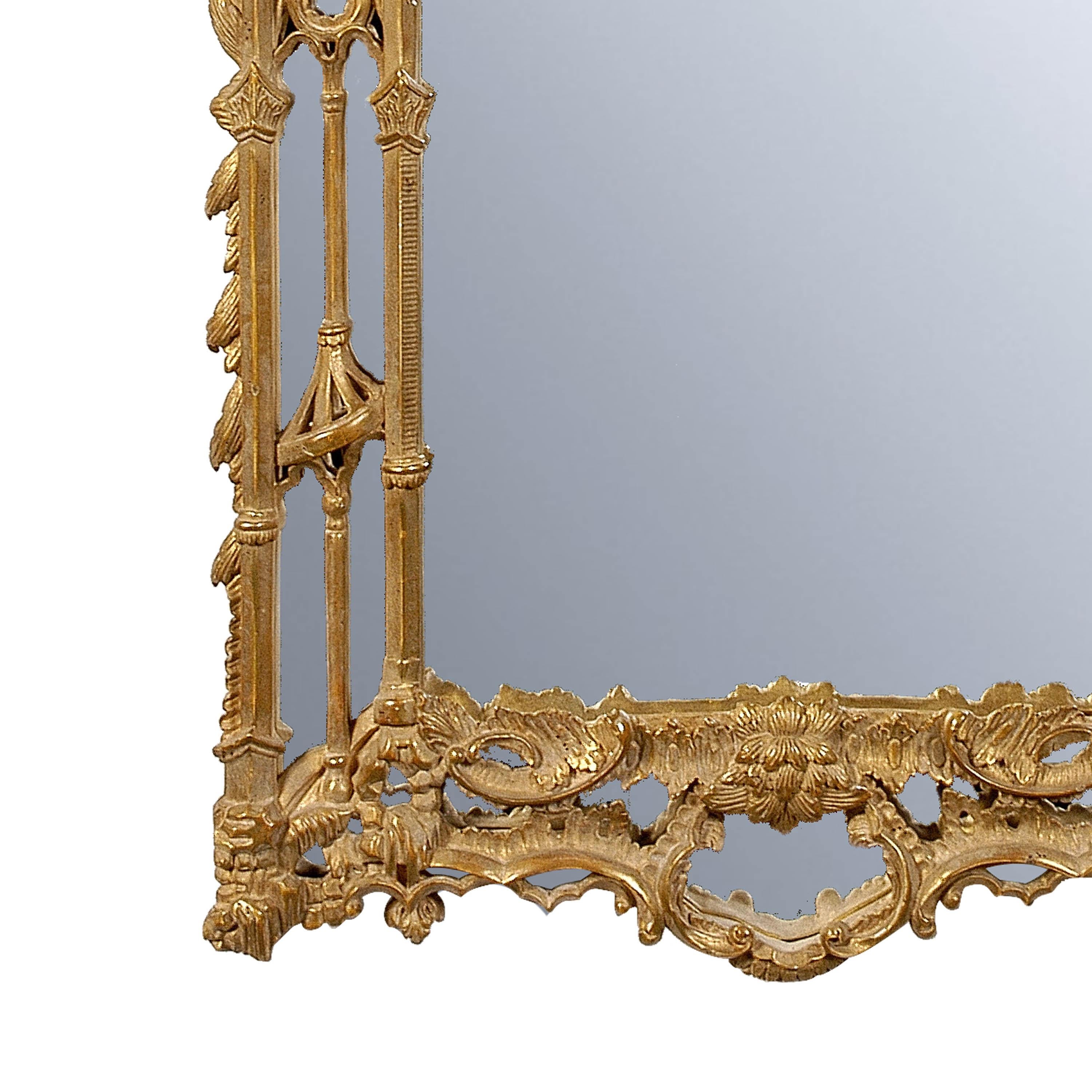 Miroir rectangulaire Chippendale en bois doré à la main Espagne:: 1970 Bon état - En vente à Madrid, ES