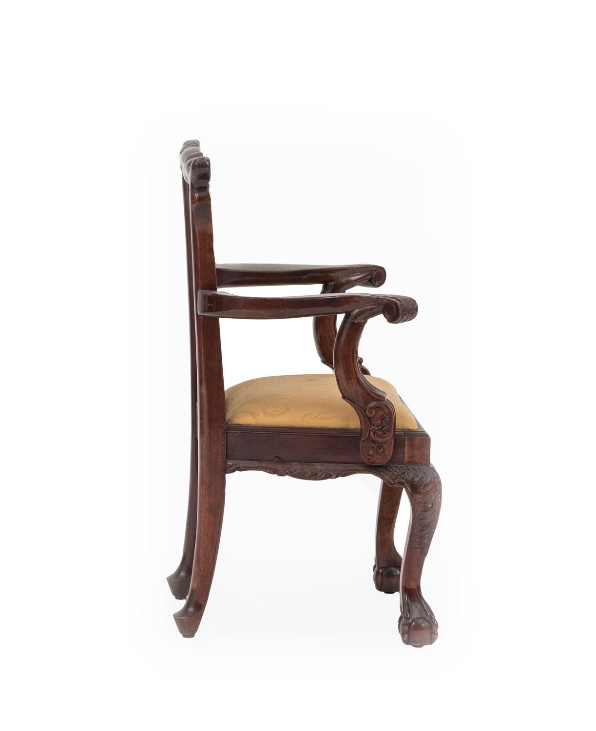 Sillón Chippendale de caoba para niño en Bueno estado para la venta en Queens, NY