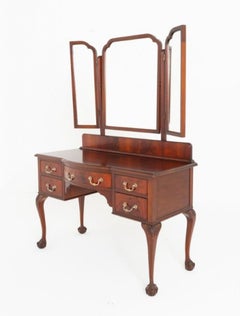 Tavolino da toeletta Chippendale in mogano Mirro