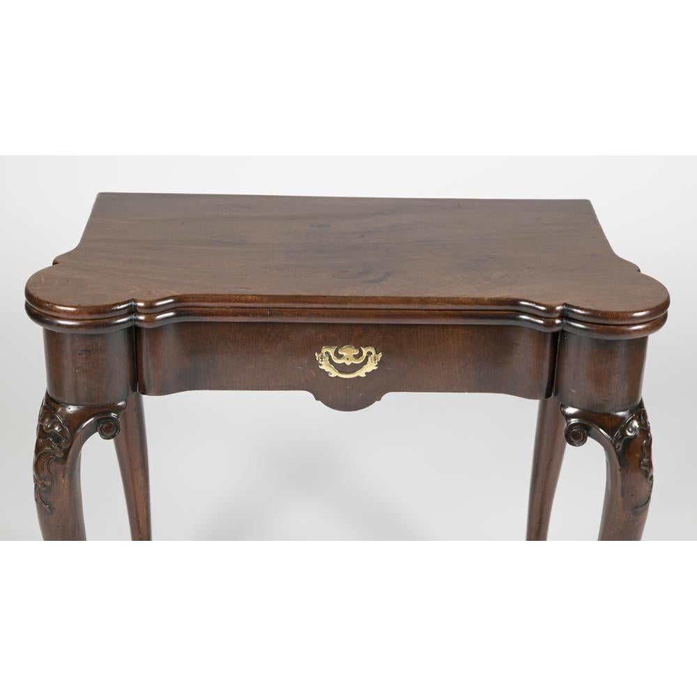 George III Table de jeu en acajou de style Chippendale en vente