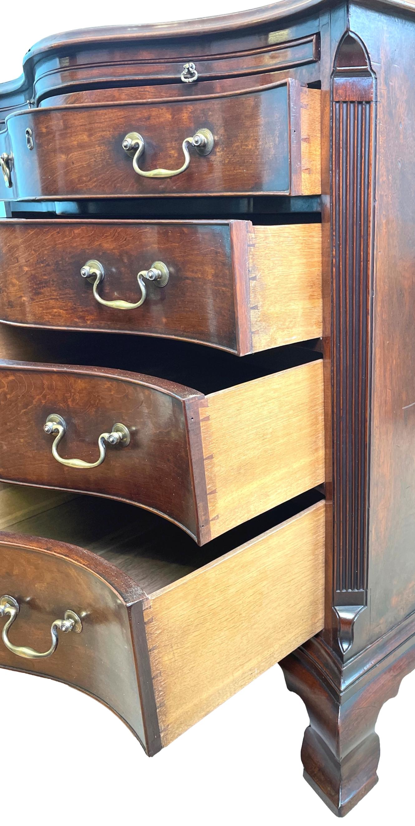 Chippendale Mahogany Serpentine Chest 5