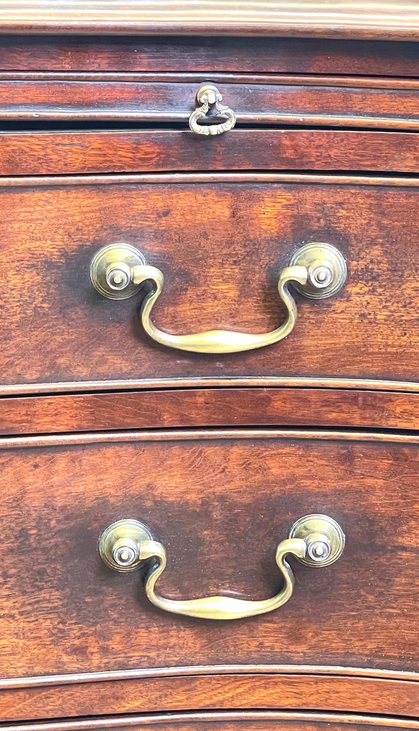 Chippendale Mahogany Serpentine Chest 3