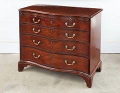 Commode serpentine Chippendale en acajou