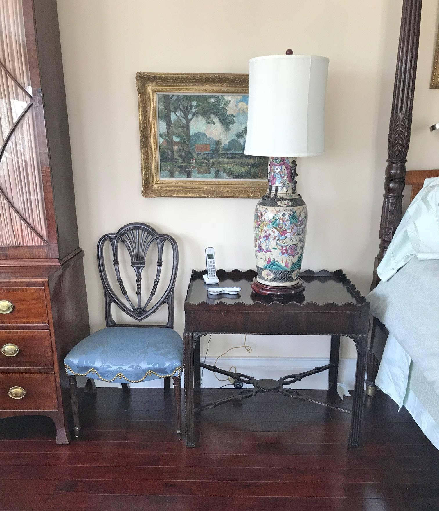 Chinese Chippendale Chippendale Mahogany Tea Table with Scalloped Edge For Sale