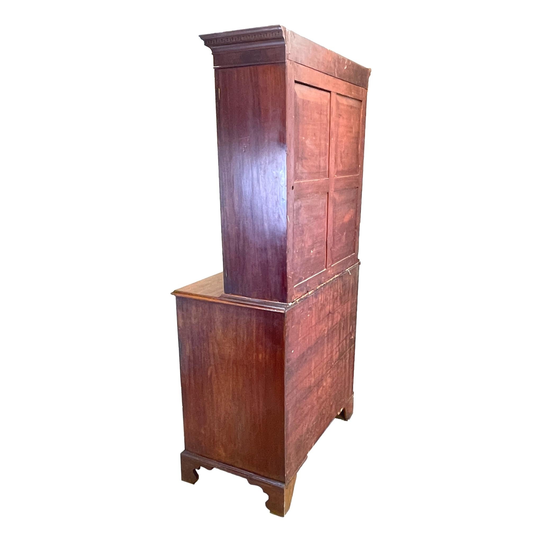 Chippendale Period Mahogany Library Bookcase For Sale 3