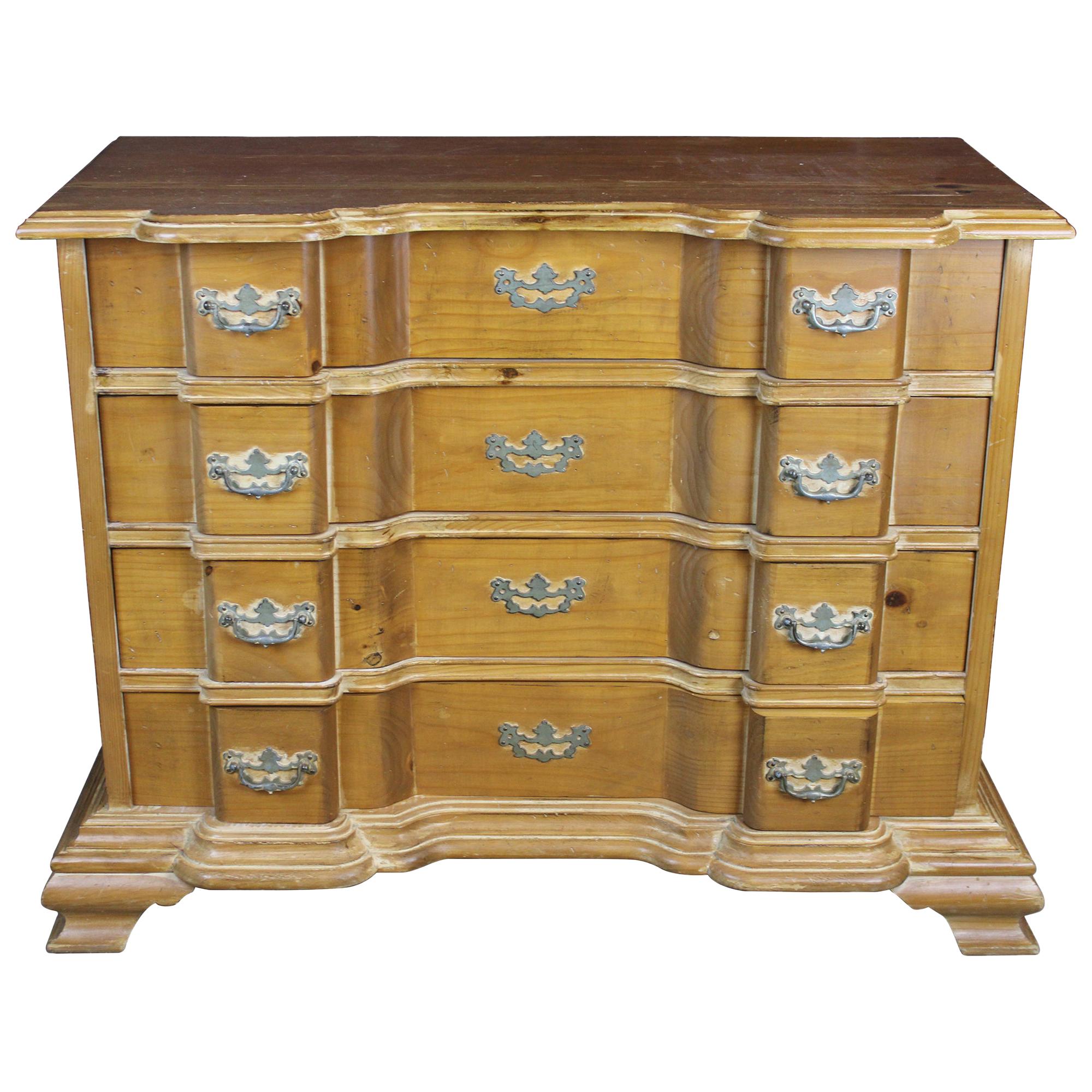 Chippendale Pine Goddard Block Front Bachelors Chest of Drawer Dresser Colonial For Sale