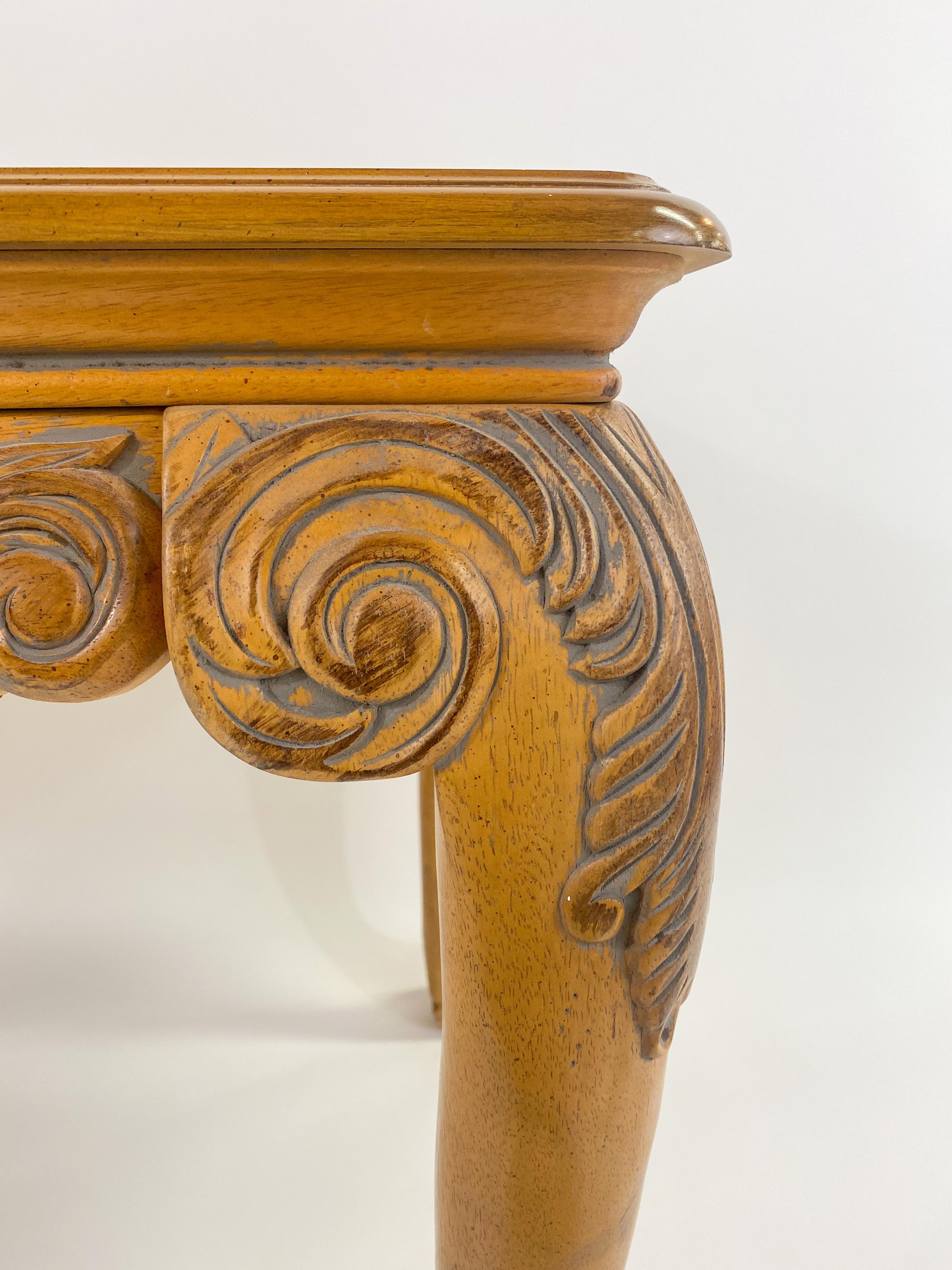 Chippendale Queen Ann Style Carved Wood  Coffee or Cocktail Table For Sale 2
