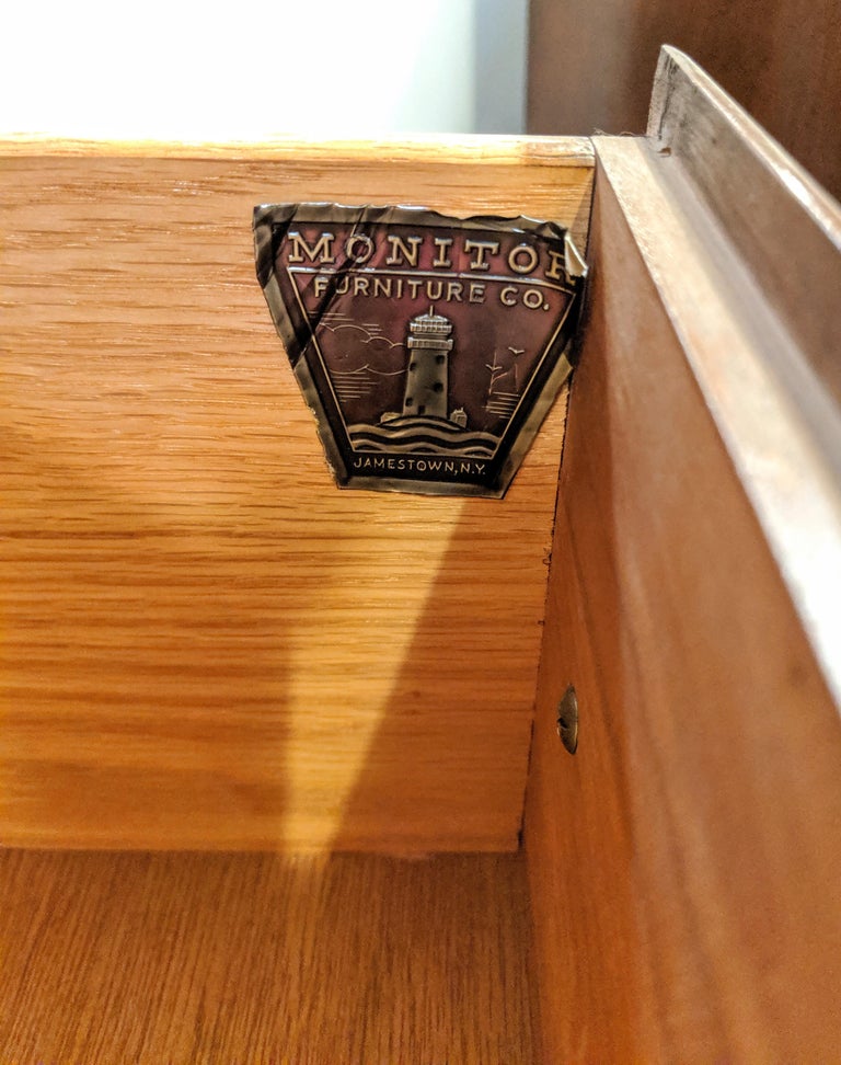 Chippendale Queen Anne TwoPiece Chest on Chest by Monitor Furniture