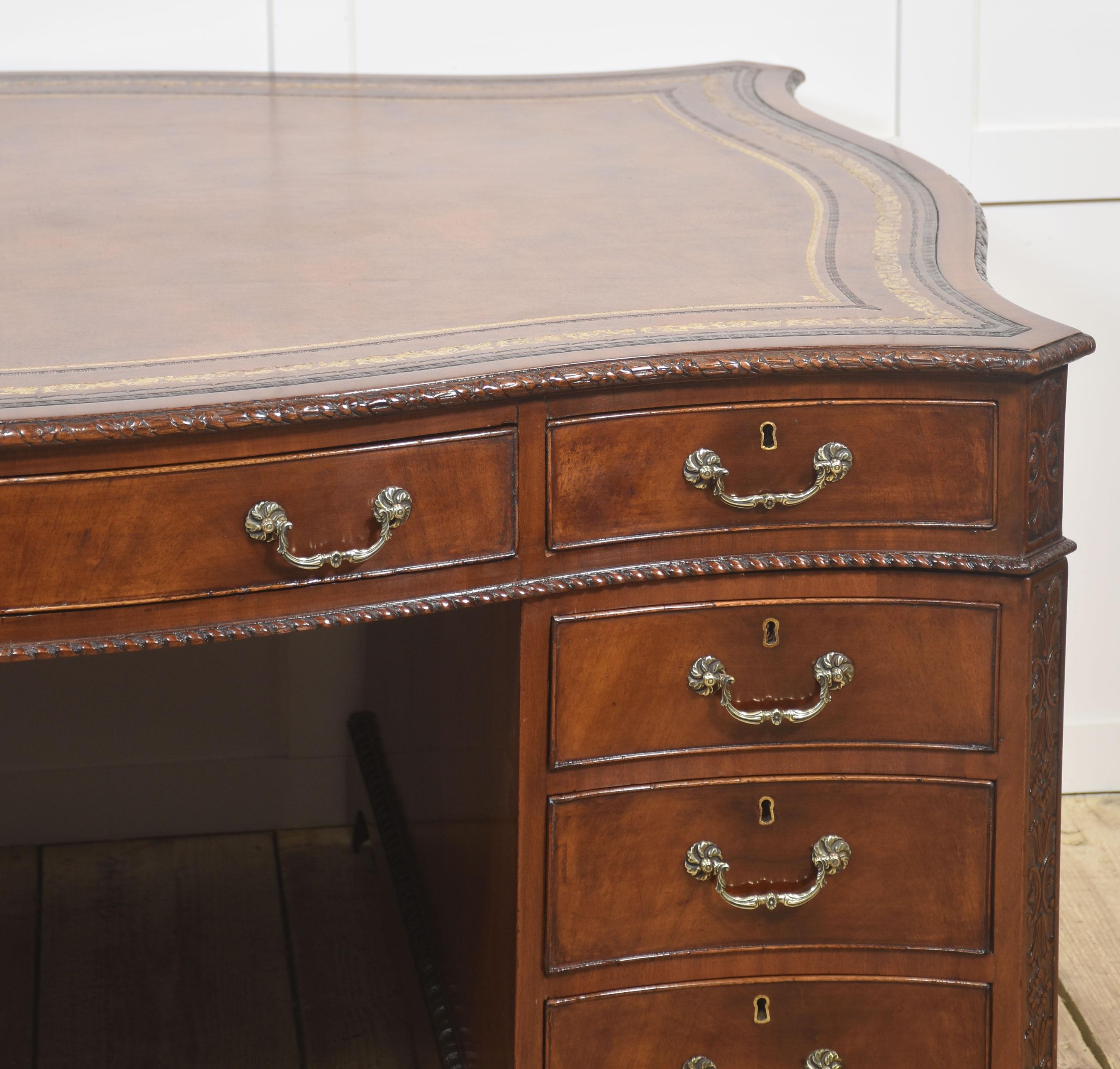 Chippendale Revival Mahogany Serpentine Partner’s Desk For Sale 7