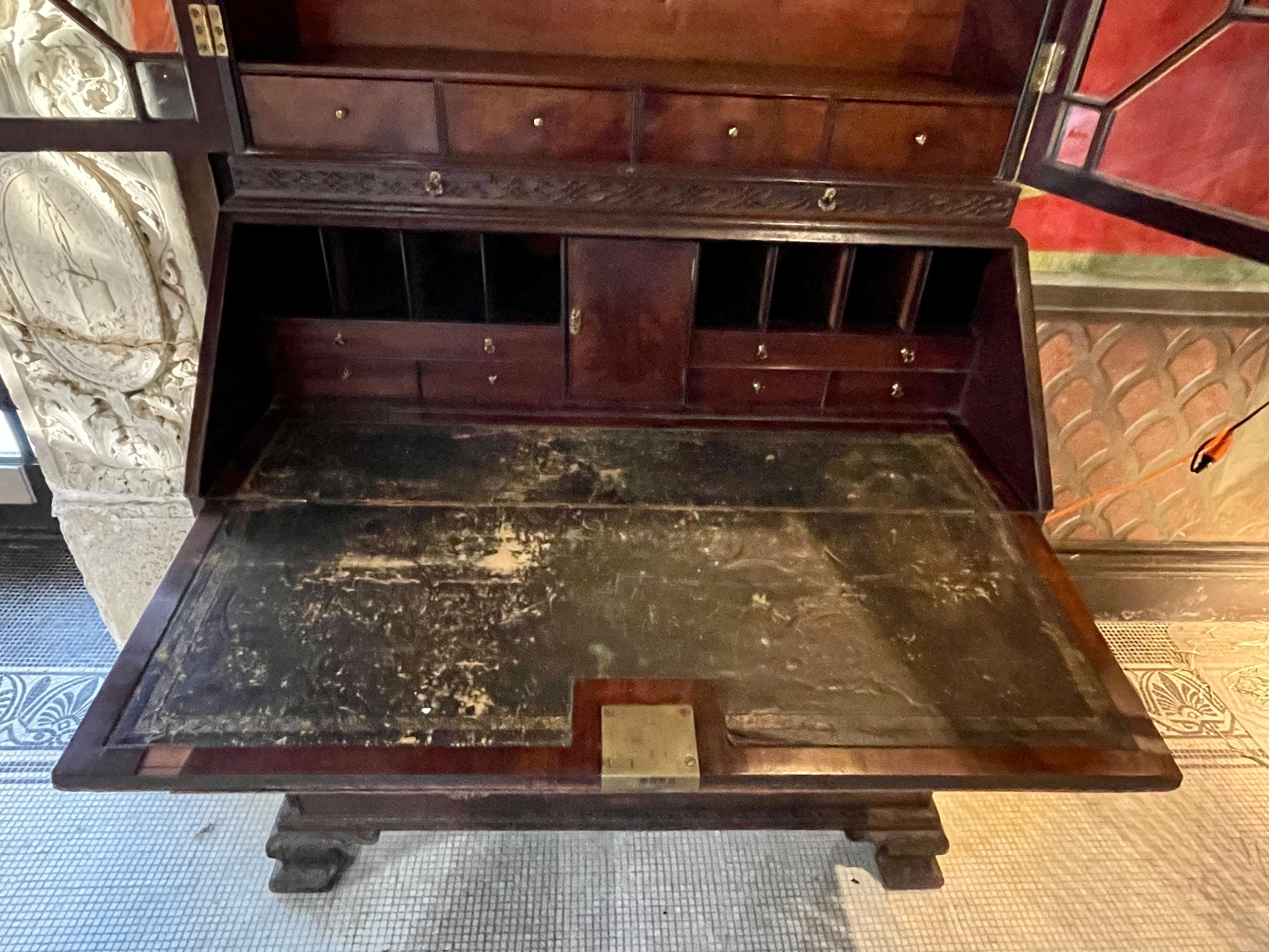 Secrétaire/bureau Chippendale en vente 2