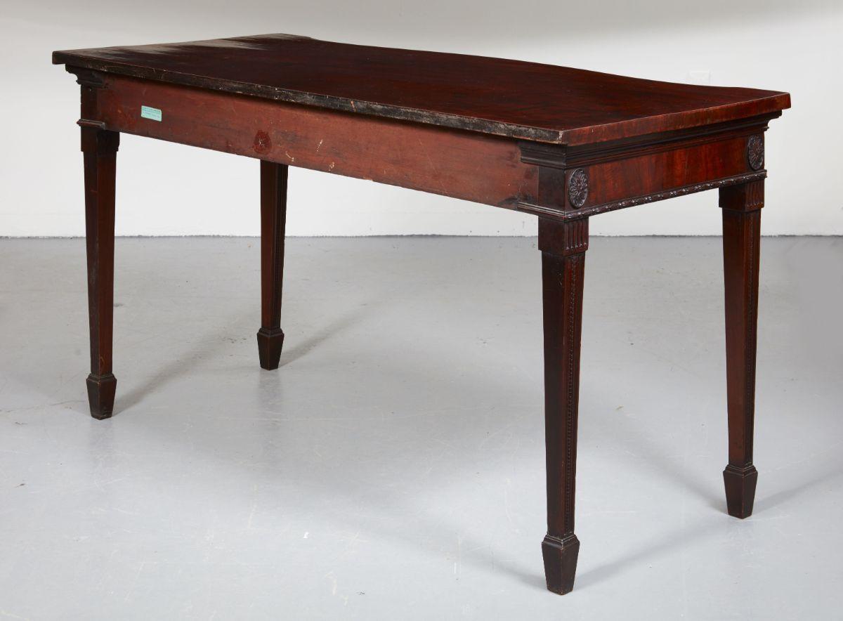 Late 18th Century Chippendale Serving Table For Sale