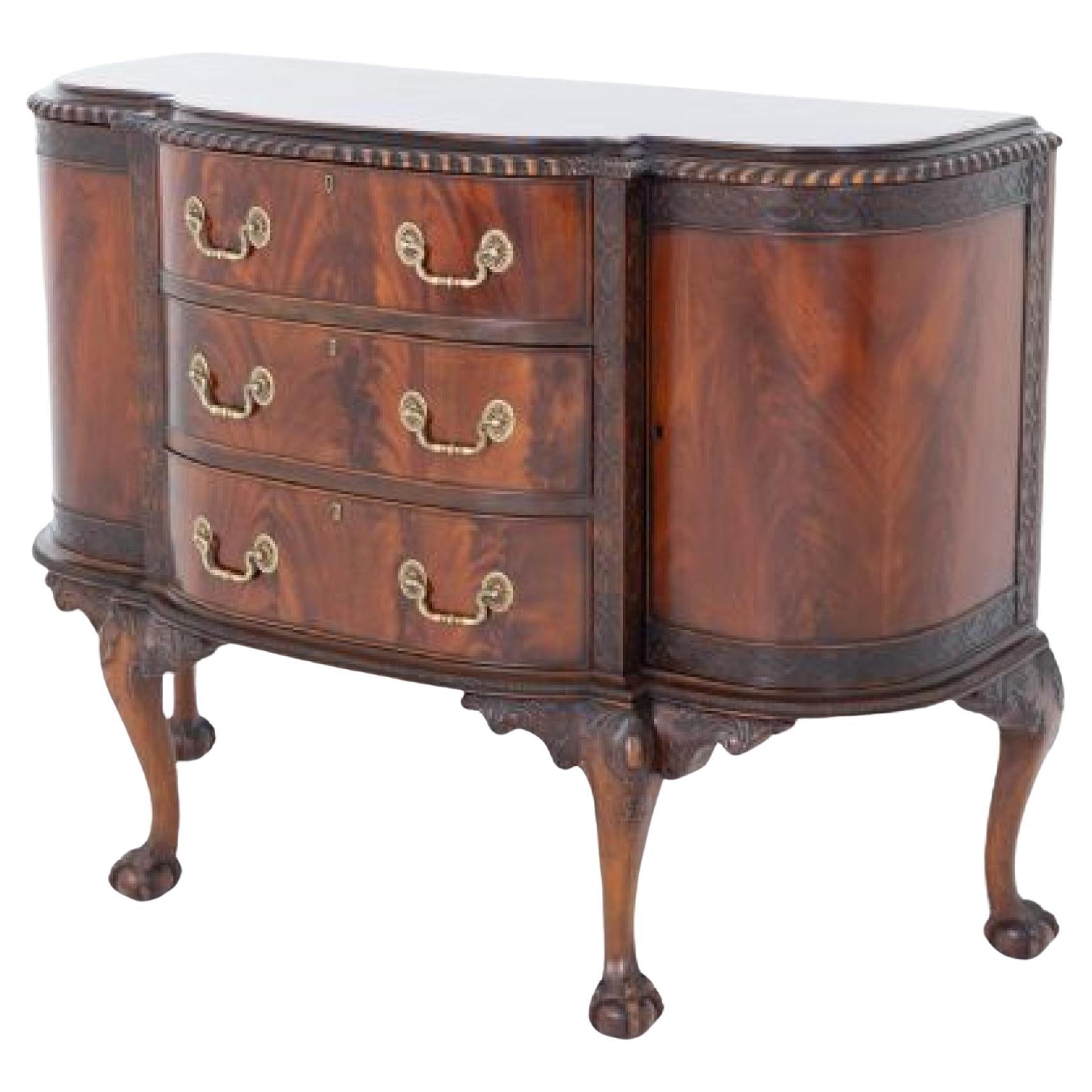 Chippendale Mahogany Side Cabinet Chest Carved sideboard, Three Drawers