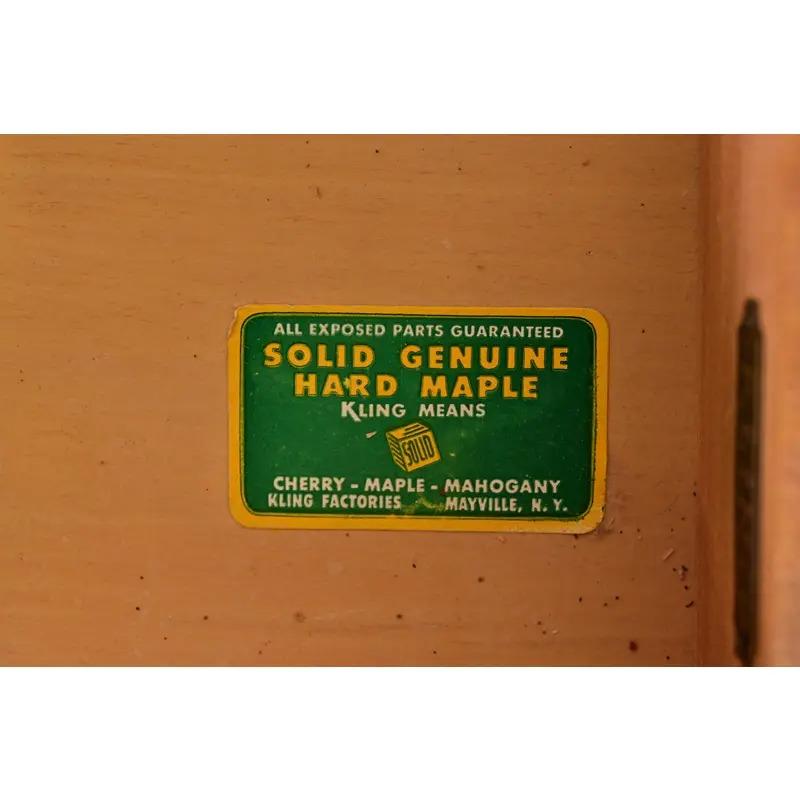 Comò o cassettiera in acero massiccio Chippendale di Kling, circa anni '60 in vendita 4