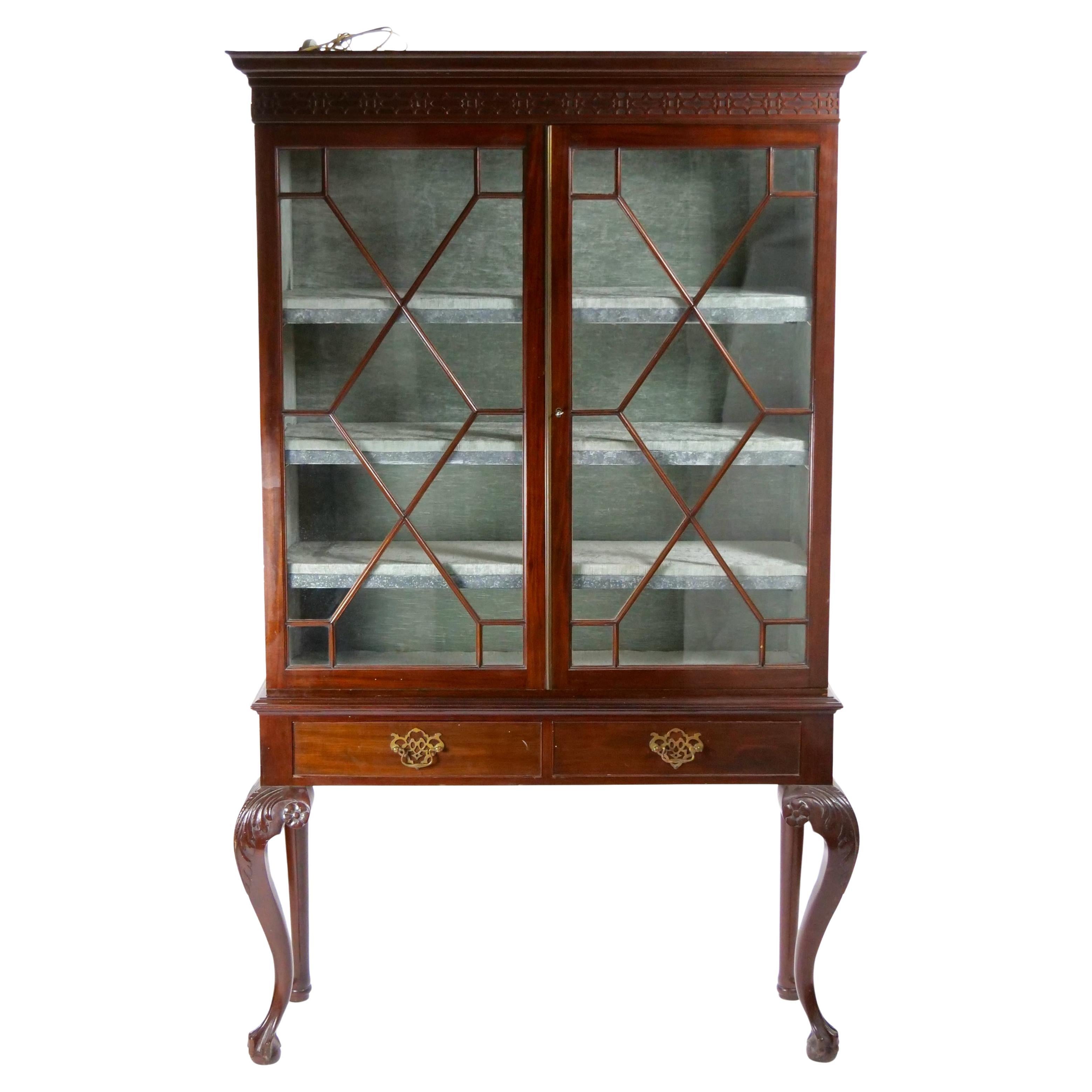Chippendale Style 19th Century Mahogany Two-Part Bookcase Cabinet on Stand For Sale