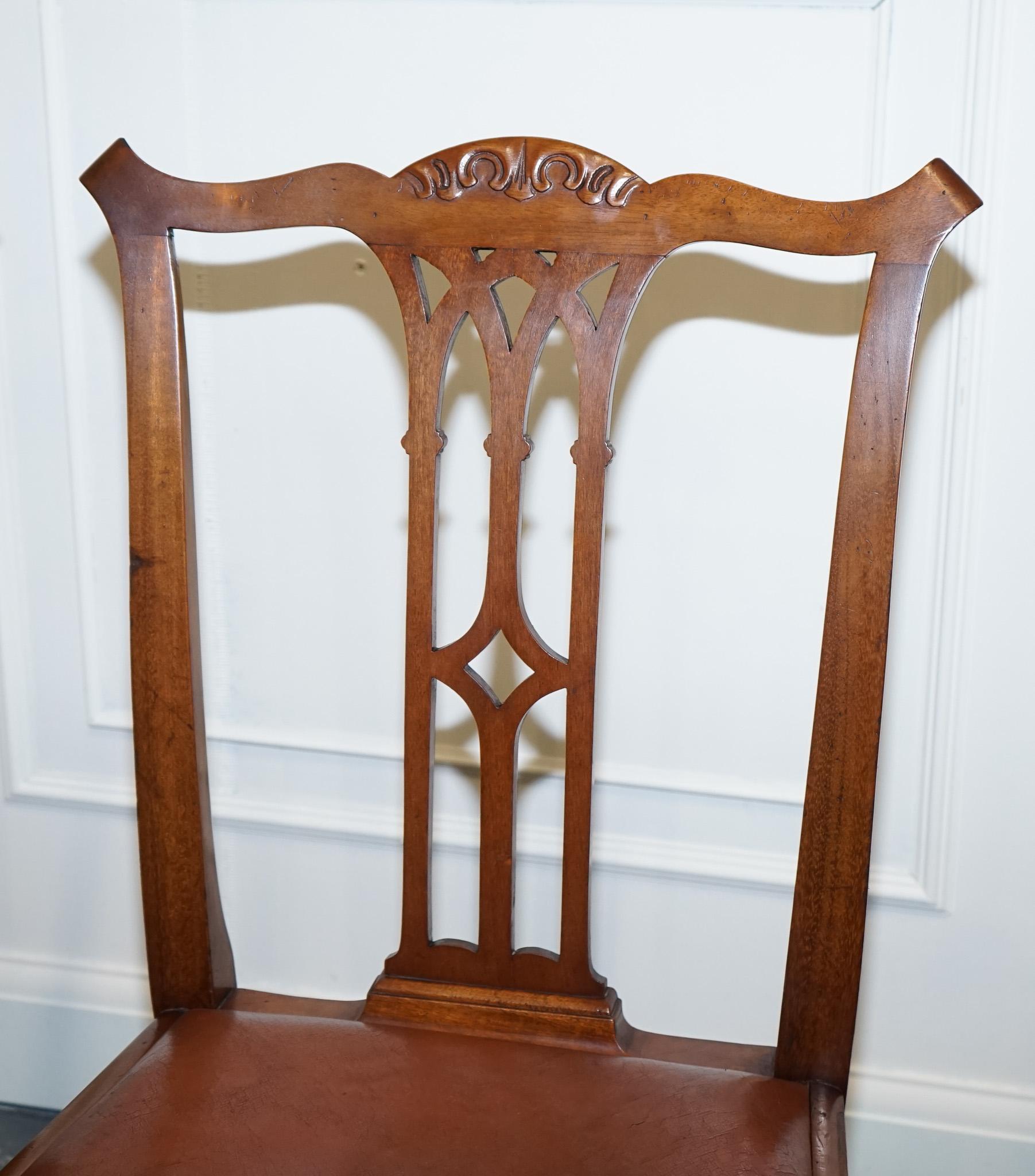 CHIPPENDALE STYLE 5 DINING CHAIRS WiTH LEATHER SEATS PERFECT FOR ROUND TABLE For Sale 10