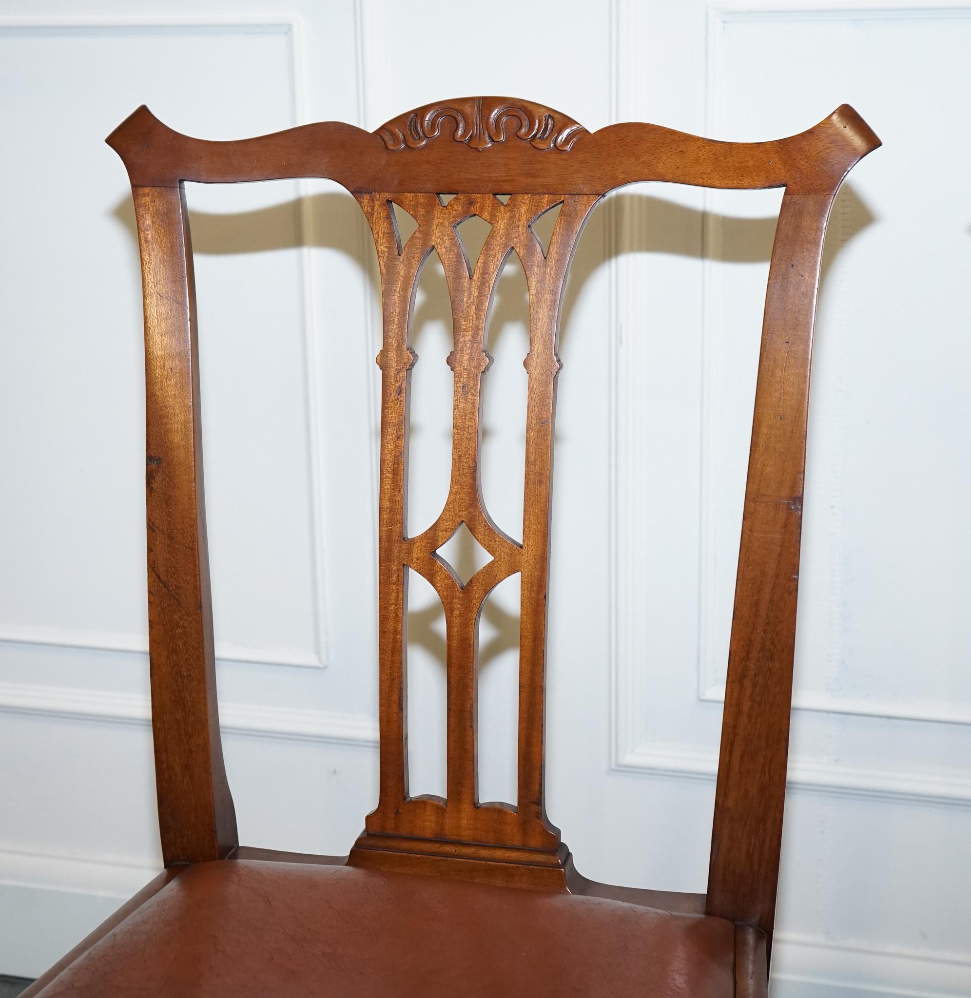 CHIPPENDALE STYLE 5 DINING CHAIRS WiTH LEATHER SEATS PERFECT FOR ROUND TABLE For Sale 1