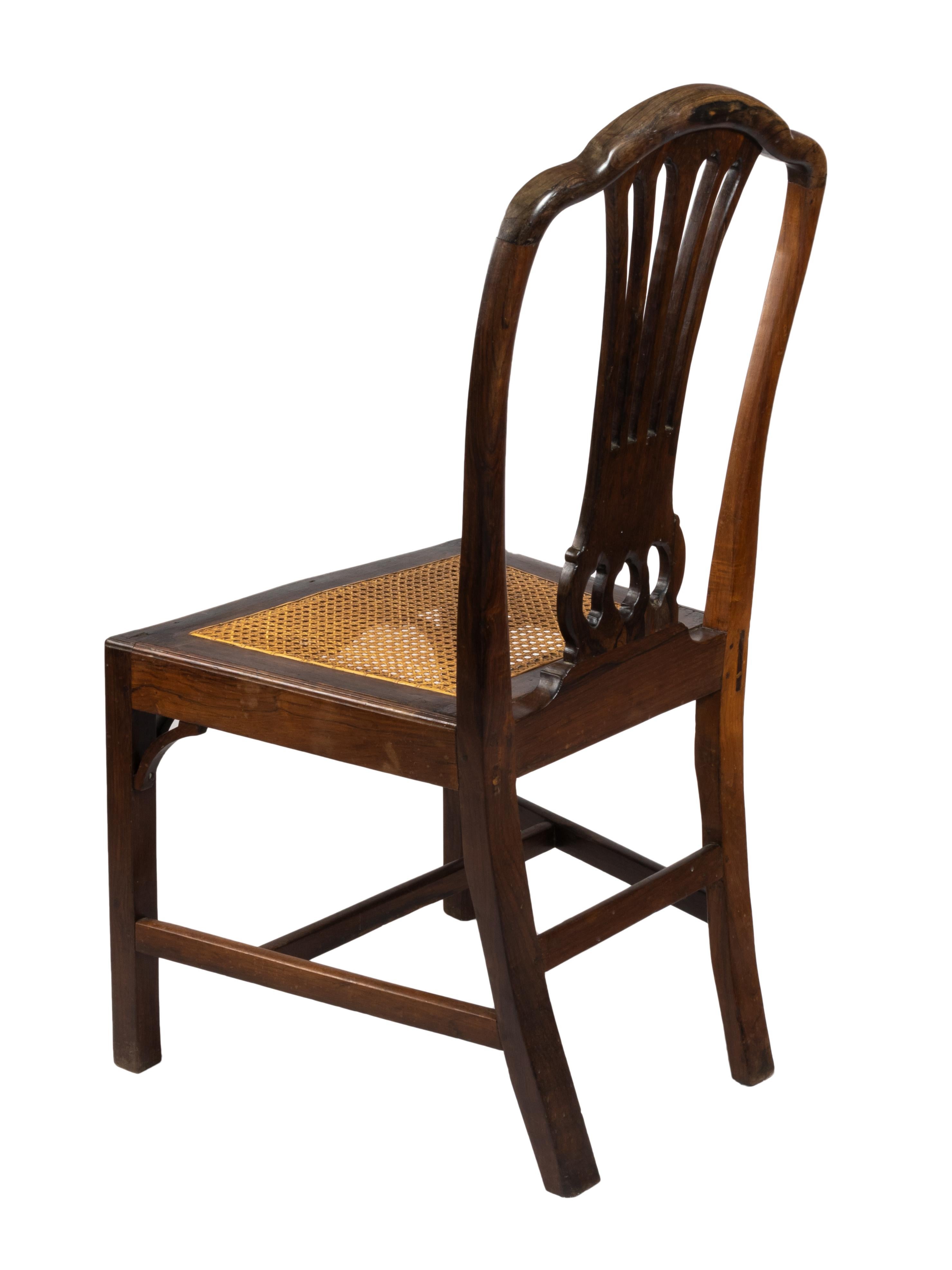 Chippendale Style Amphora Chair, 19th Century In Good Condition For Sale In Lisbon, PT