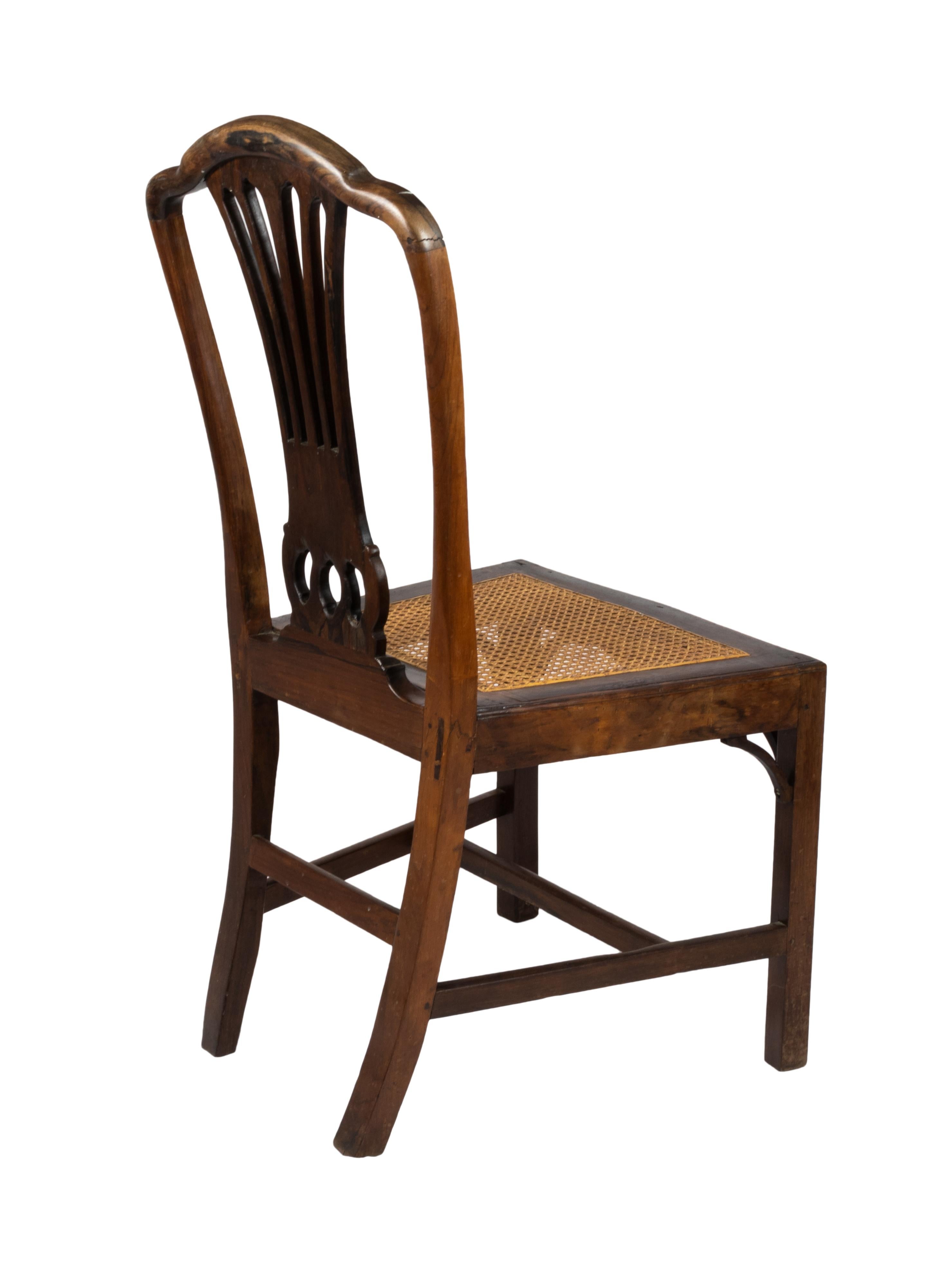 Chippendale Style Amphora Chair, 19th Century For Sale 1