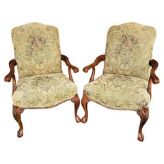 Sillones tapizados estilo Chippendale Ball & Claw de Century Furniture - Set de 2