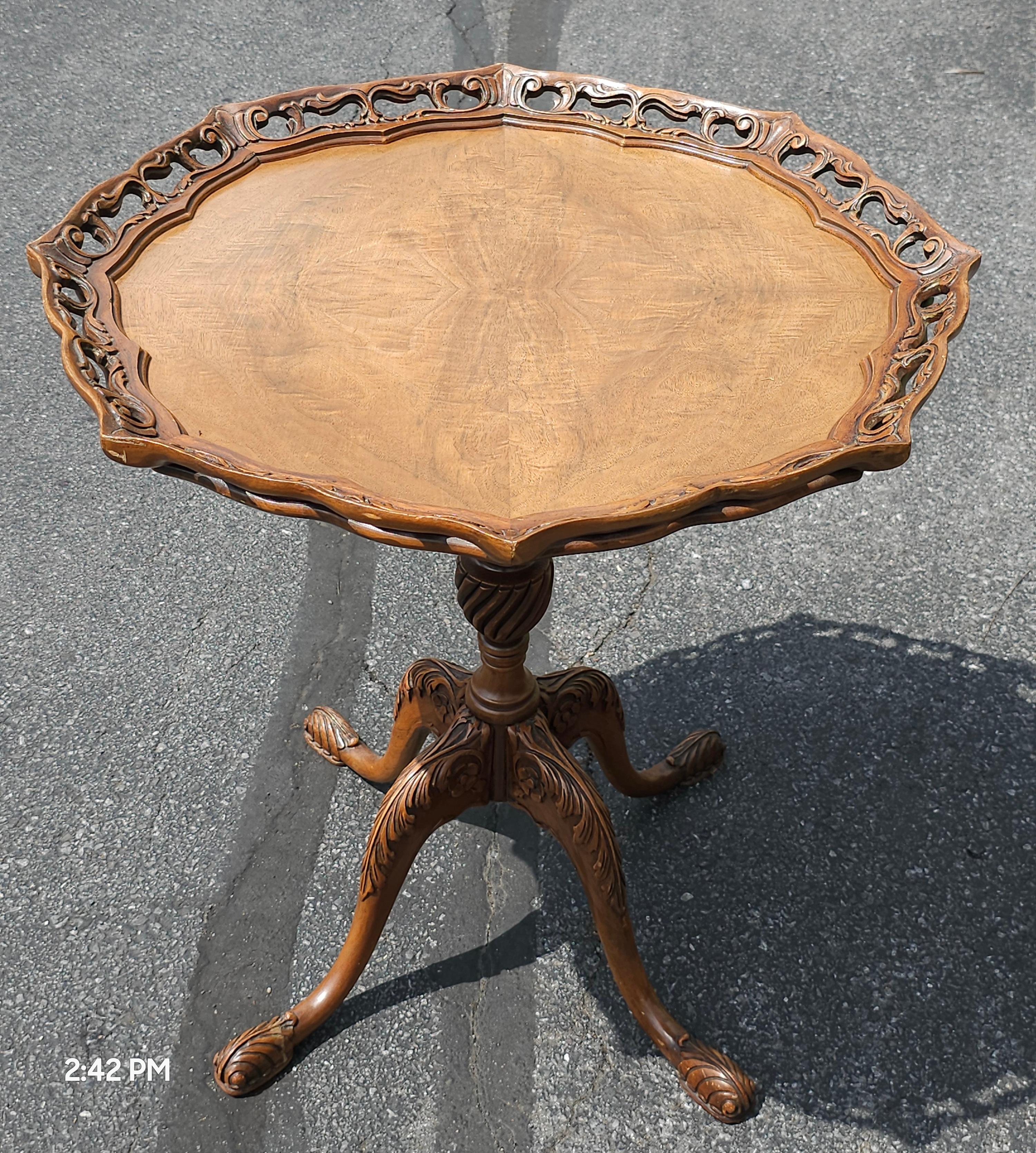 Chippendale-Stil Wurzelholz durchbrochene Galerie Piecrust Tilt Top Teetisch im Angebot 2