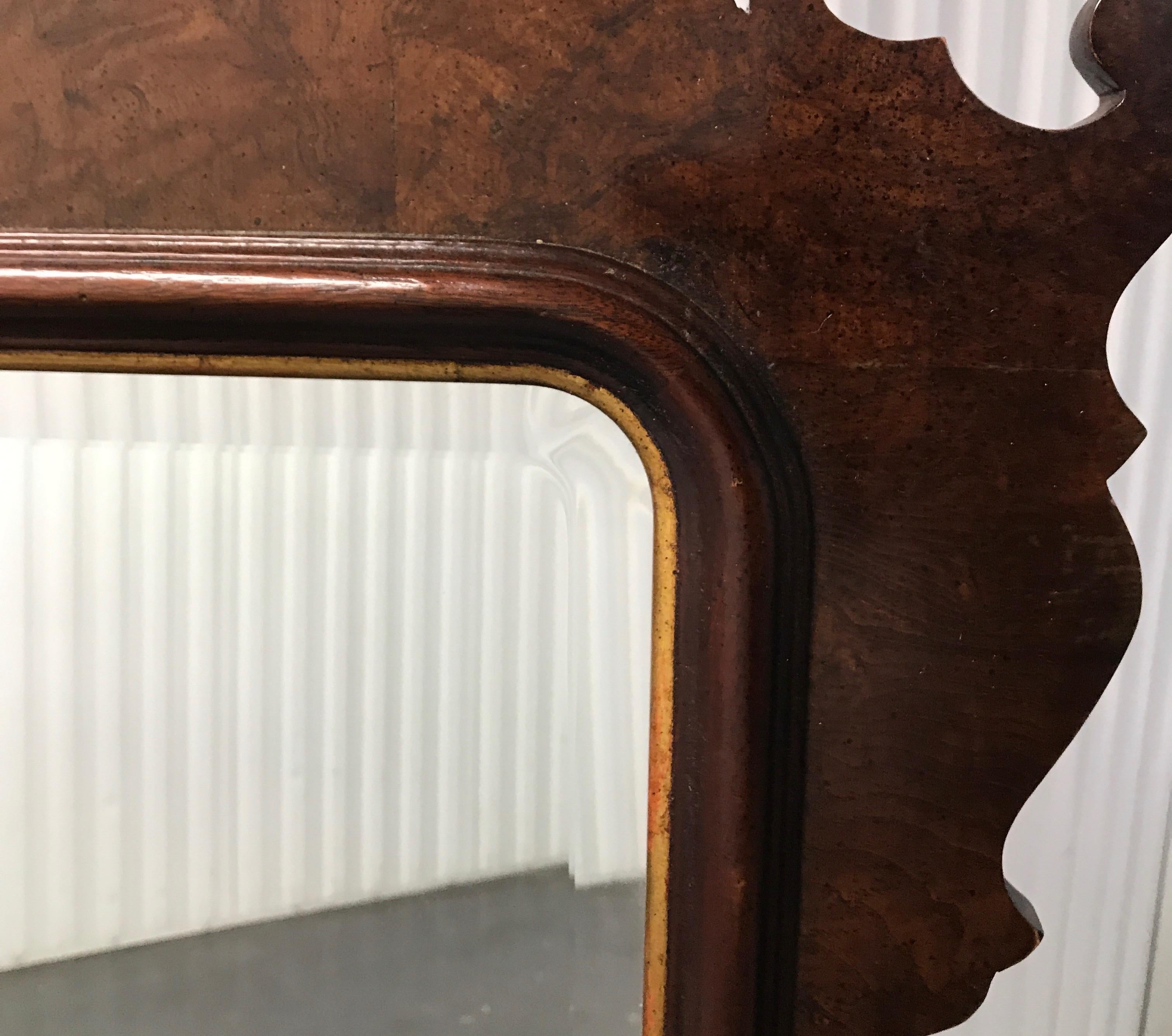 Chippendale Style Burlwood Mirror In Good Condition For Sale In West Palm Beach, FL