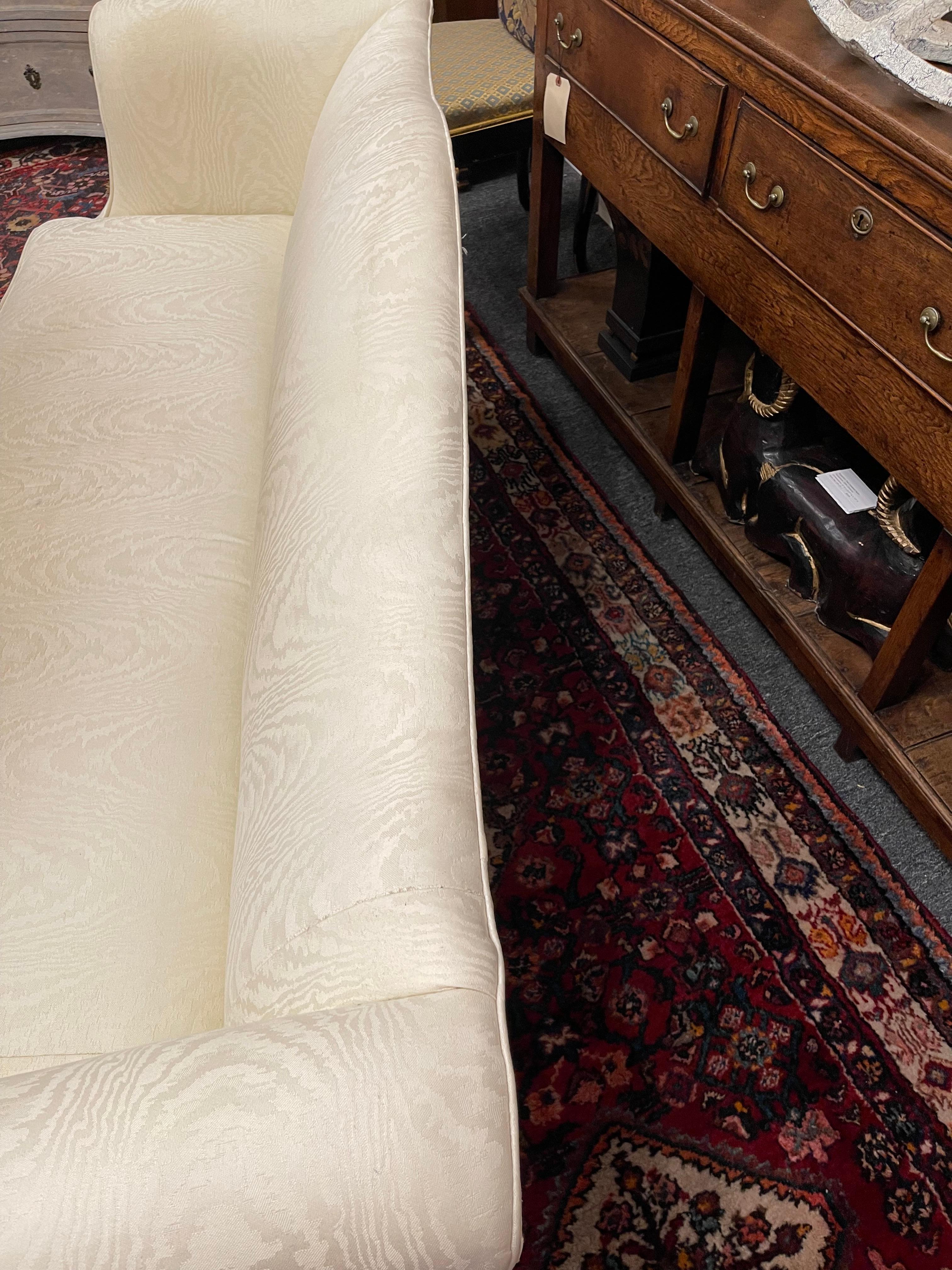 Mahogany Chippendale Style Camelback Sofa with a Single Seat Cushion, 20th Century For Sale