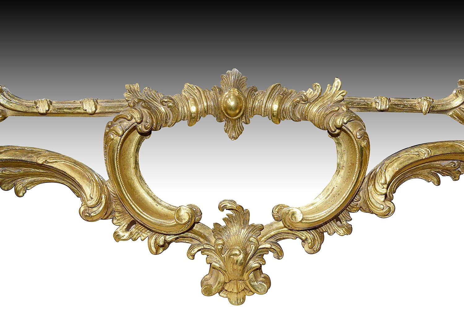 Chippendale style carved gilt wood pier glass wall mirror, circa 1860 In Good Condition For Sale In Brighton, Sussex