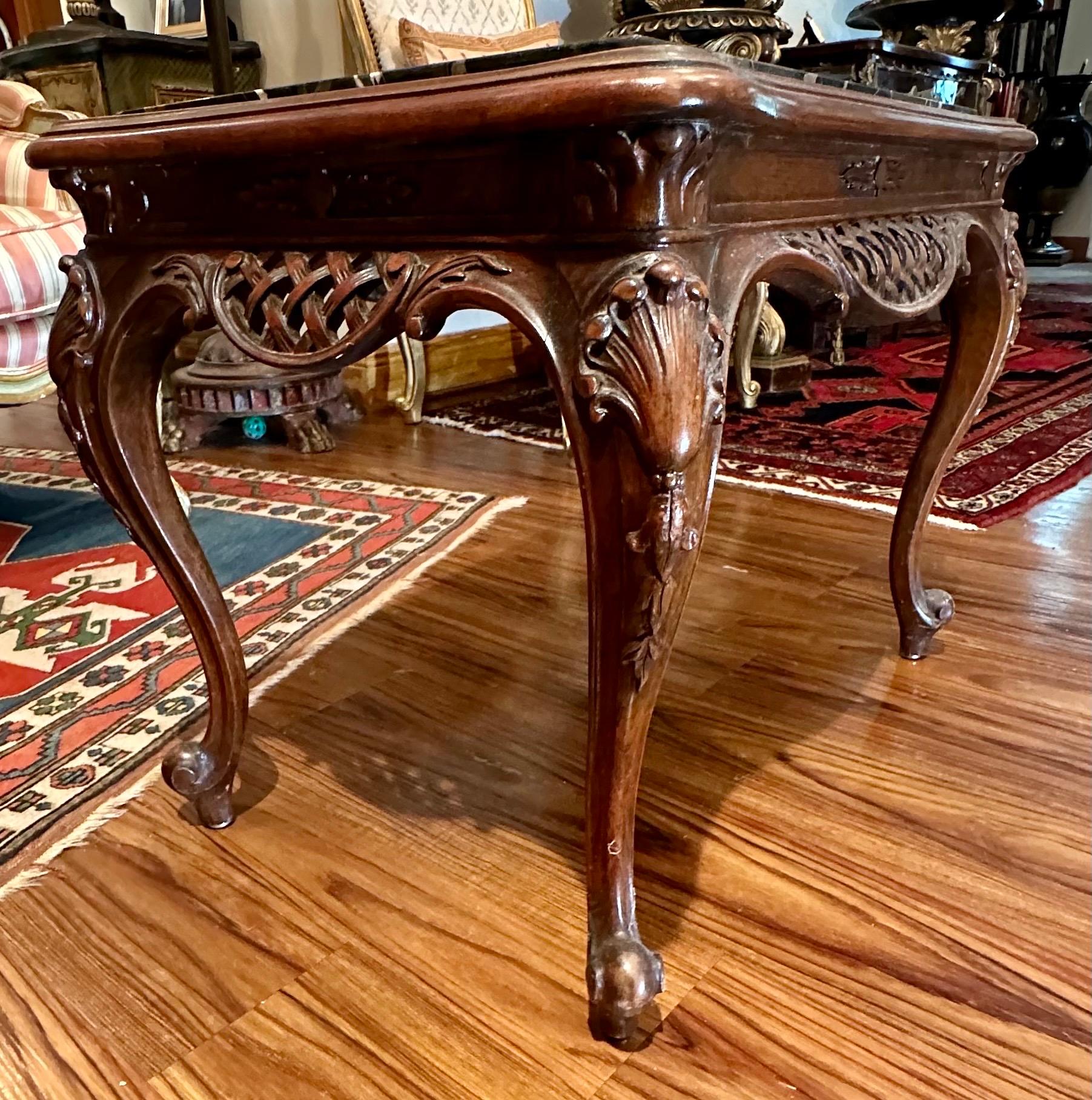 20th Century Chippendale Style Carved Mahogany and Marble Top Coffee Table For Sale