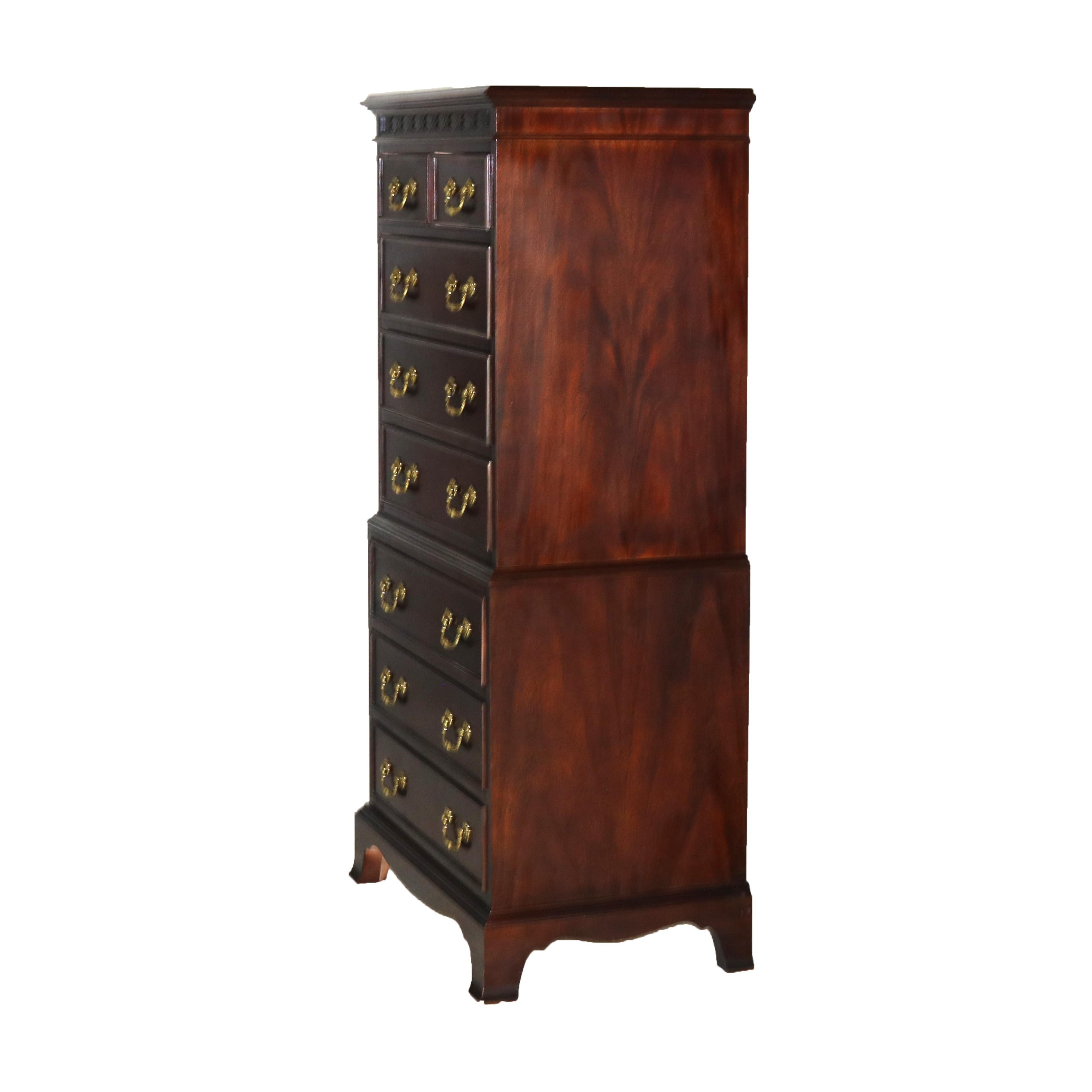 Chippendale Style Century Mahogany Eight-Drawer Lingerie Chest 20thC in vendita 2