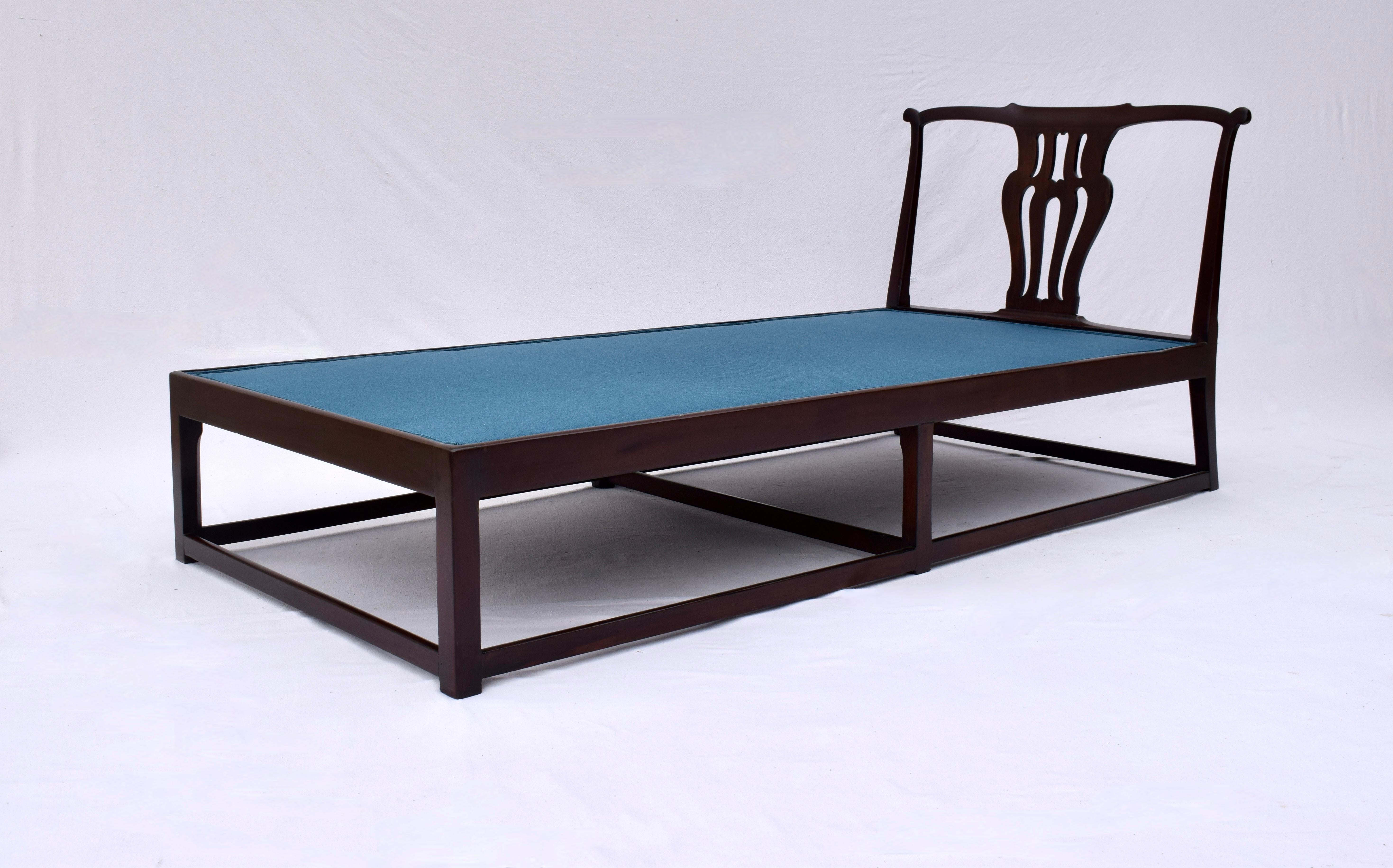 Chippendale Style Chaise Daybed For Sale 4
