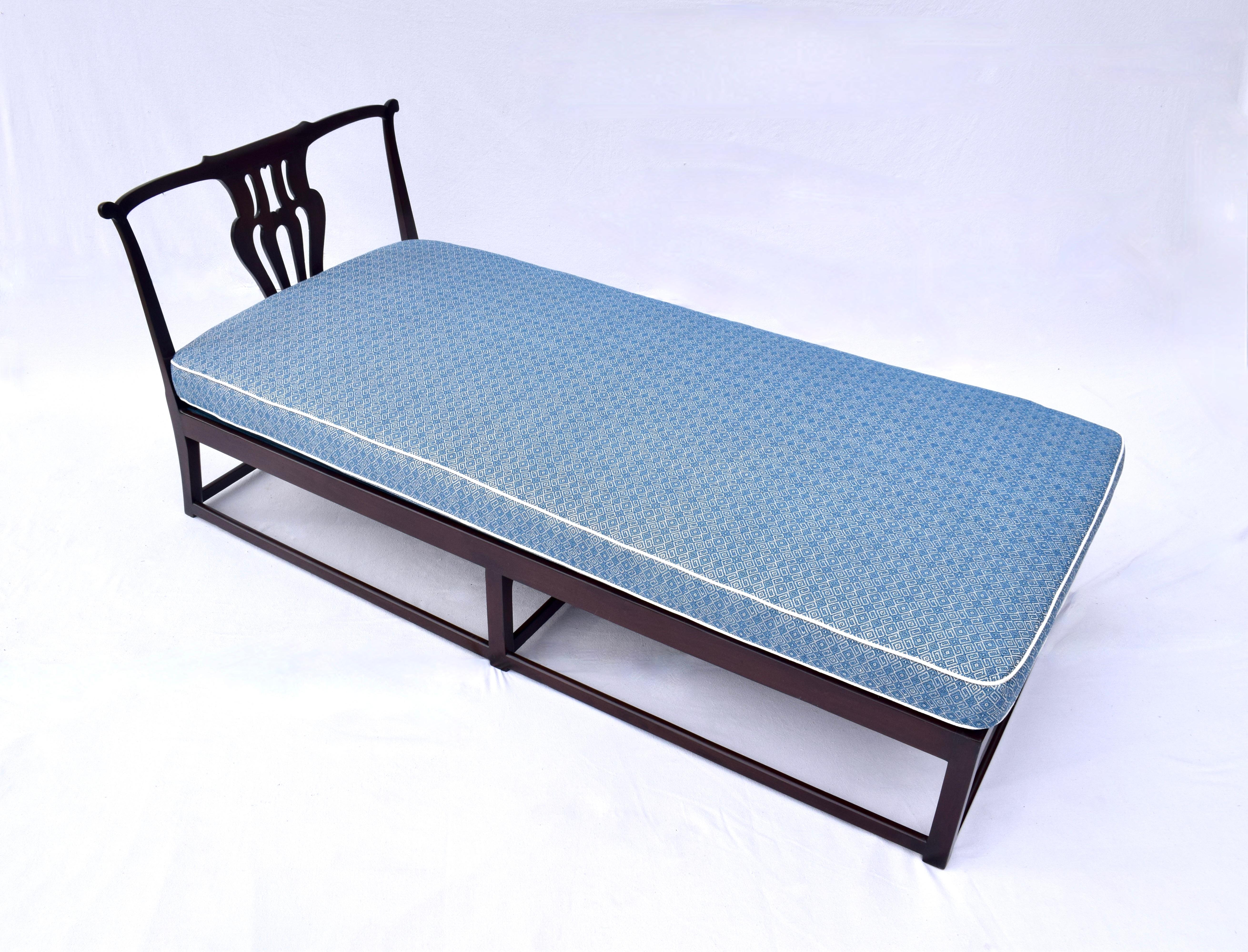 American Chippendale Style Chaise Daybed For Sale