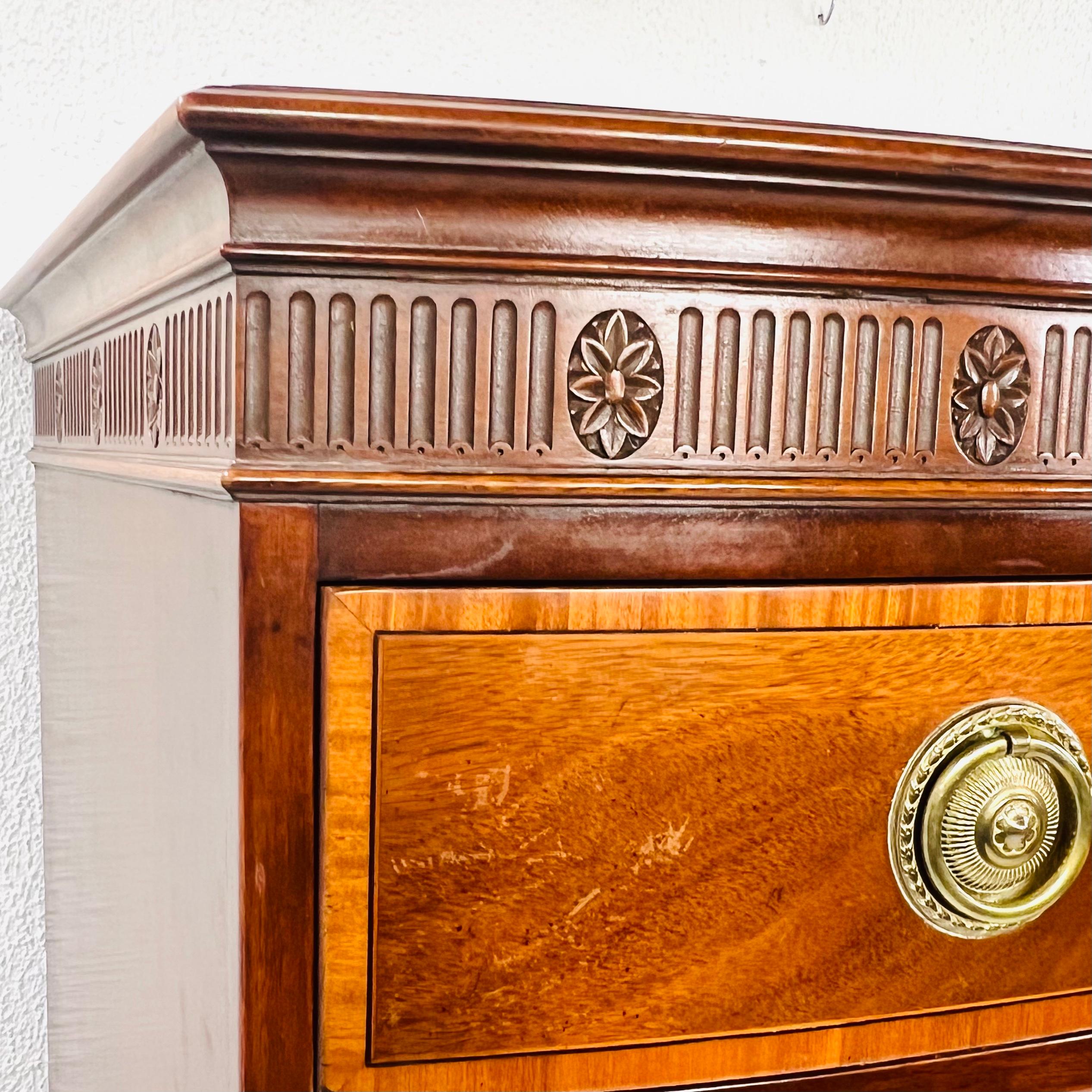 Cassettiera in stile Chippendale in vendita 6