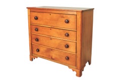 Cassettiera in stile Chippendale