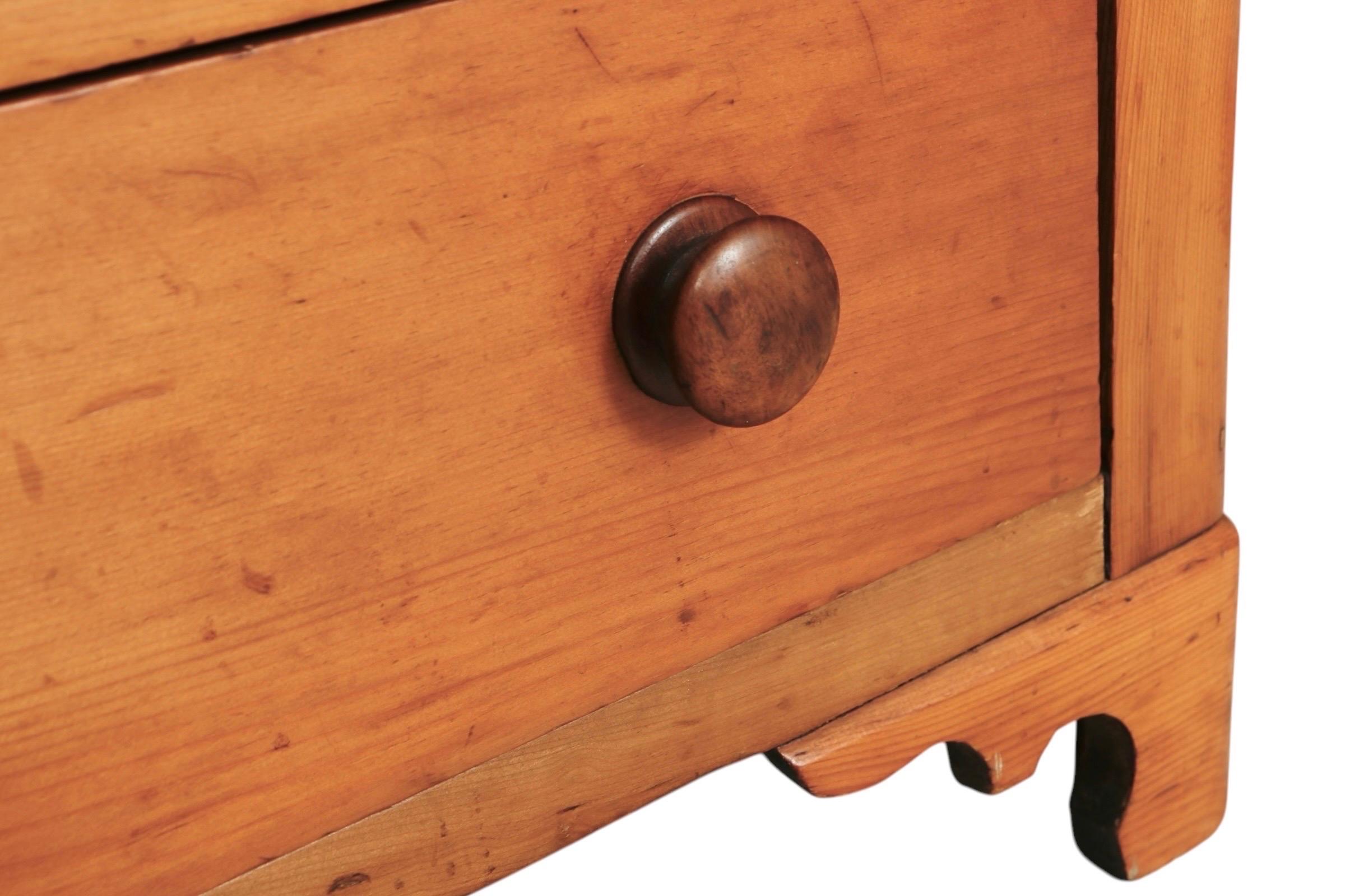 Cassettiera in stile Chippendale in vendita 3