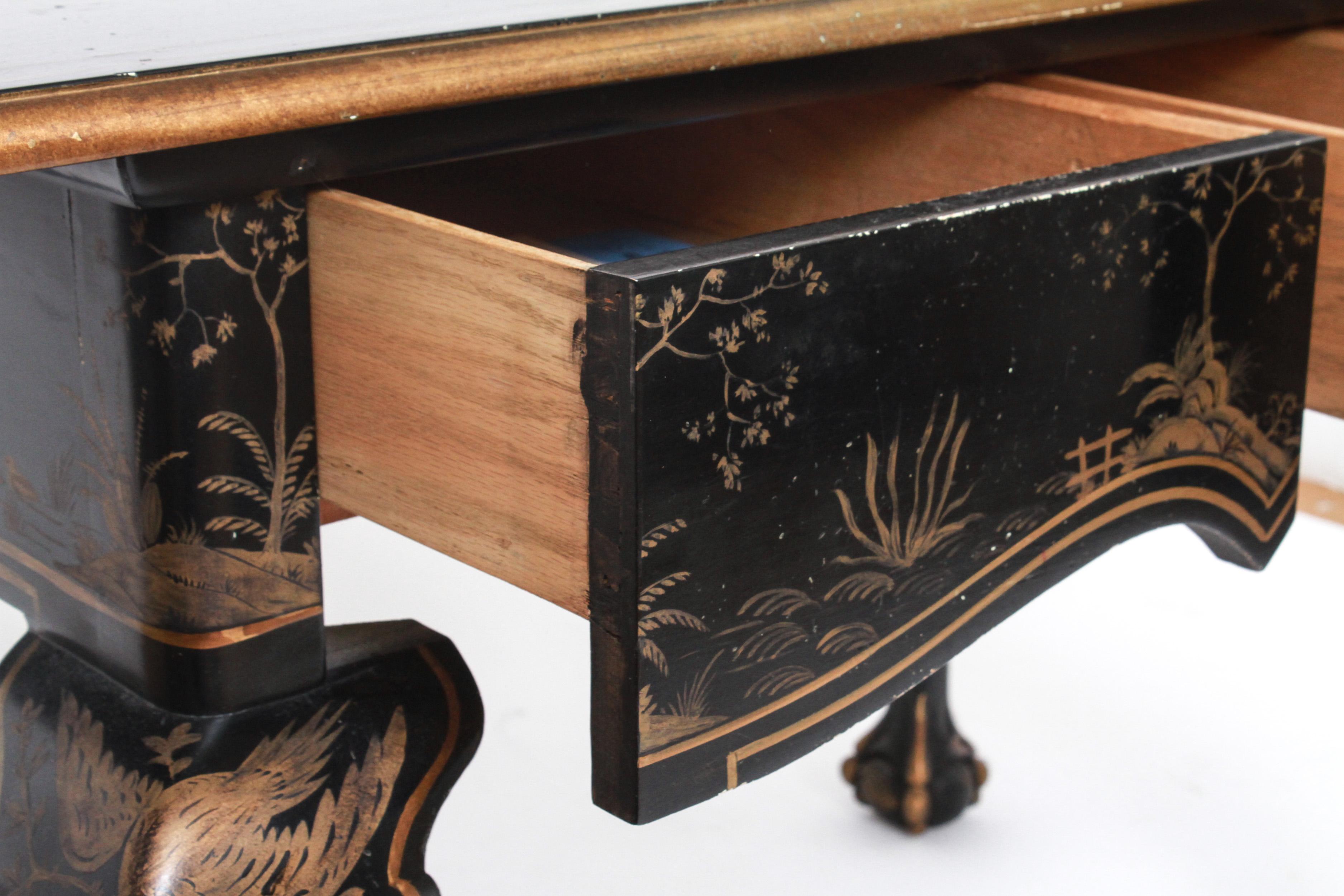 20th Century Chippendale Style Chinoiserie Lacquered Desk
