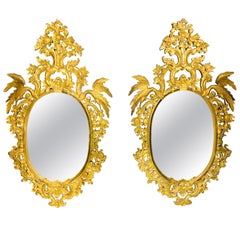 Paire de miroirs de style Chippendale, muraux ou au-dessus de manteau, Italie