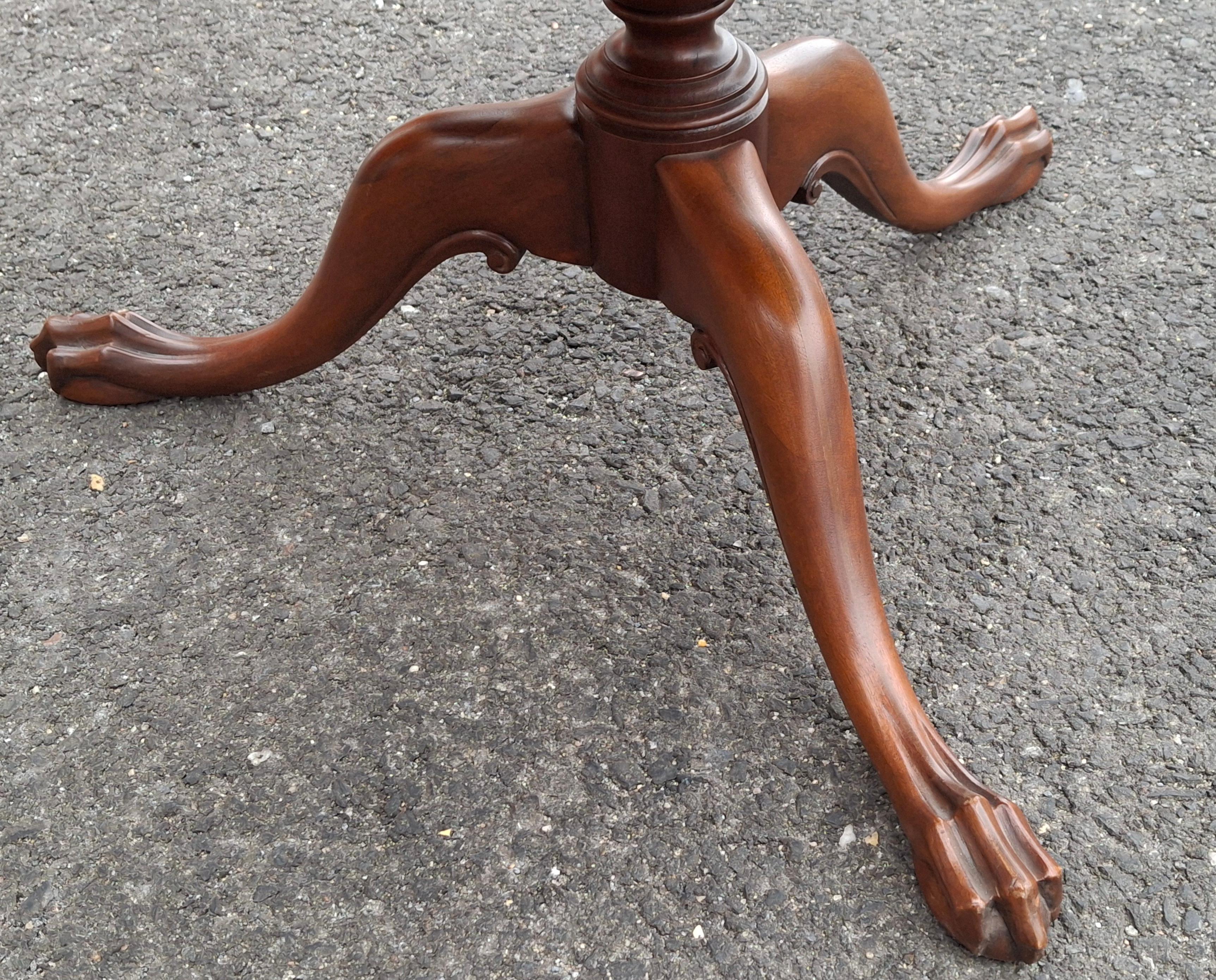 Chippendale Style Crotch Mahogany Low Center Table or Coffee Table For Sale 3