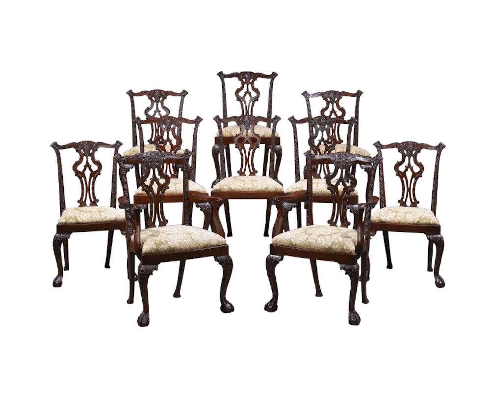 Inglese Set di sedie da pranzo in stile Chippendale in vendita