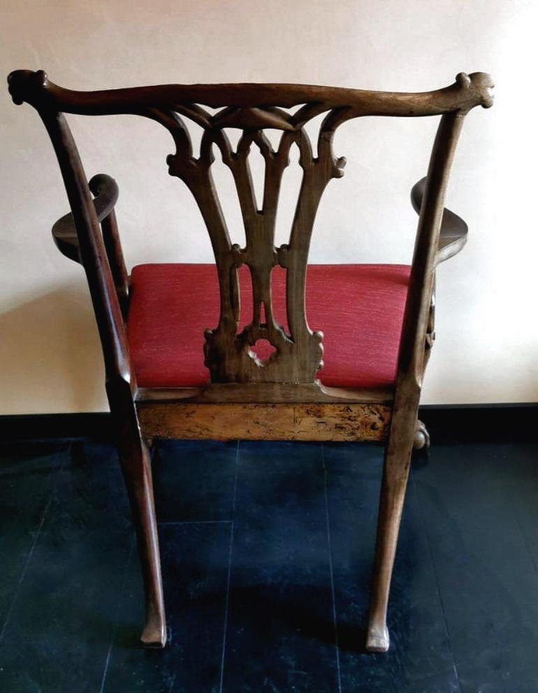 Britannique Chaise anglaise de style Chippendale « Antique Master » avec accoudoirs