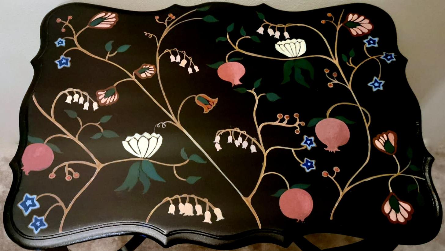 Chippendale Style English Ebonized Wood Tea Table With Painted Top For Sale 3