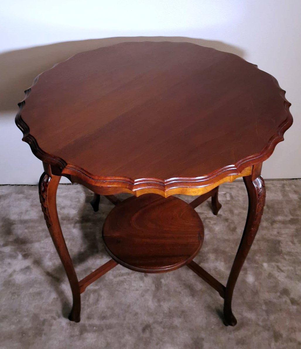 20th Century Chippendale Style English Wood Coffee Table For Sale