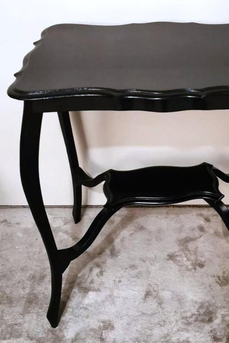 20ième siècle Table Basse en Bois Anglais de Style Chippendale en vente