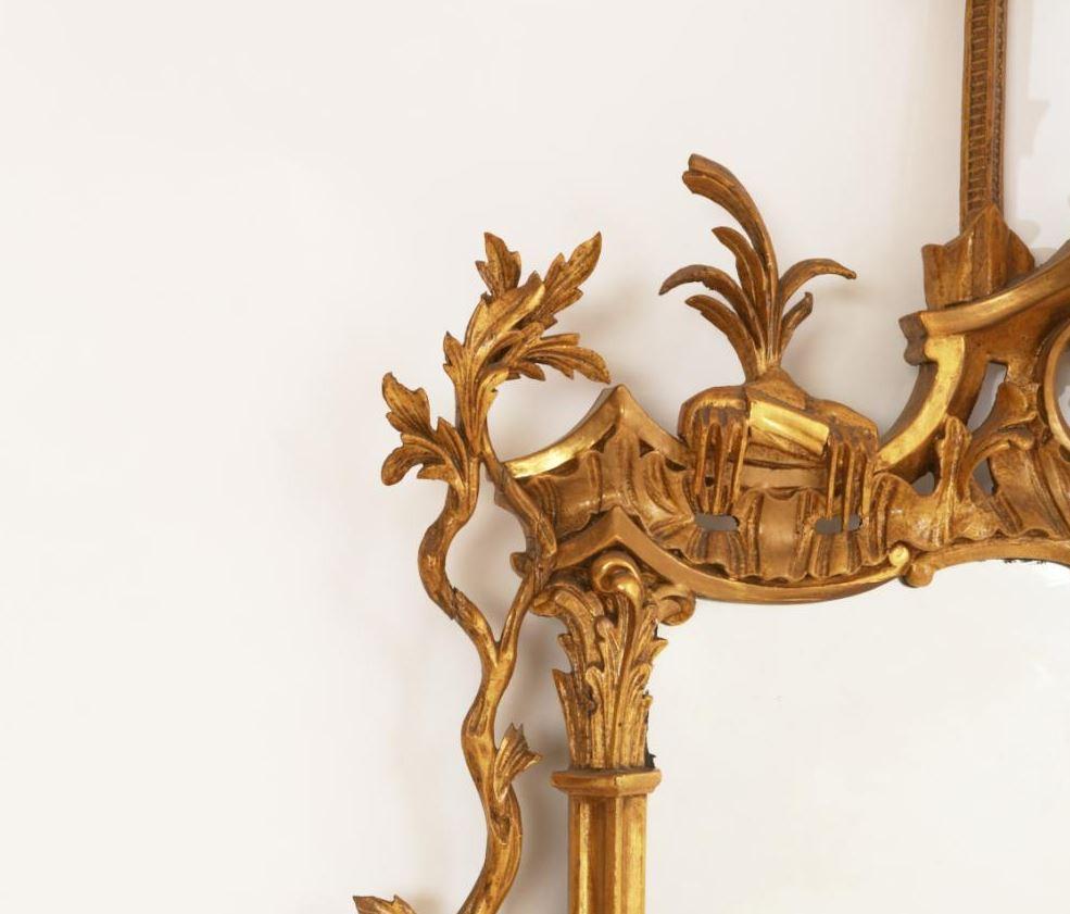 19th Century Chippendale Style Giltwood Mirror With Hoho Birds, 19 Century